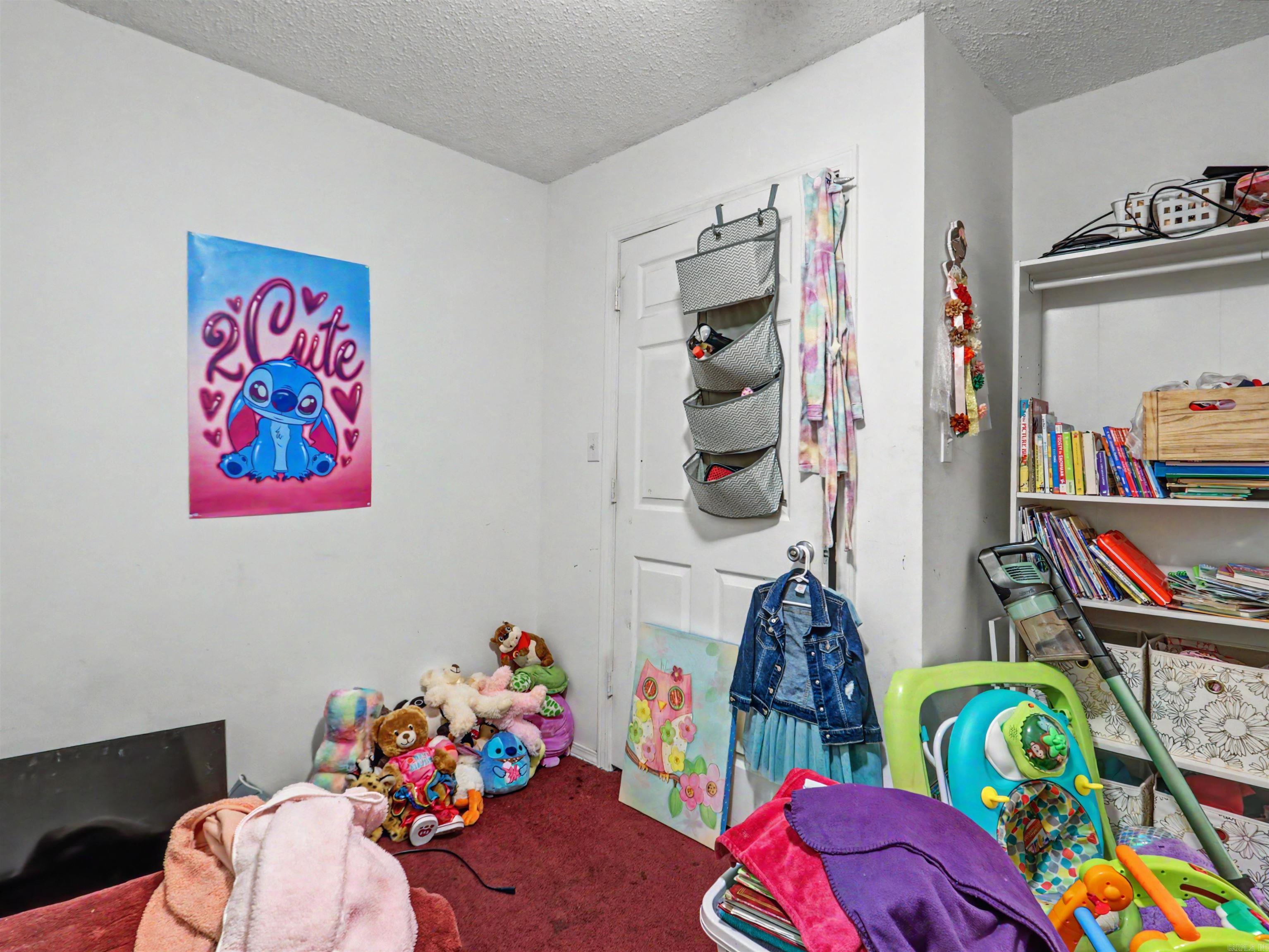 WOODRIDGE ESTATES - Residential