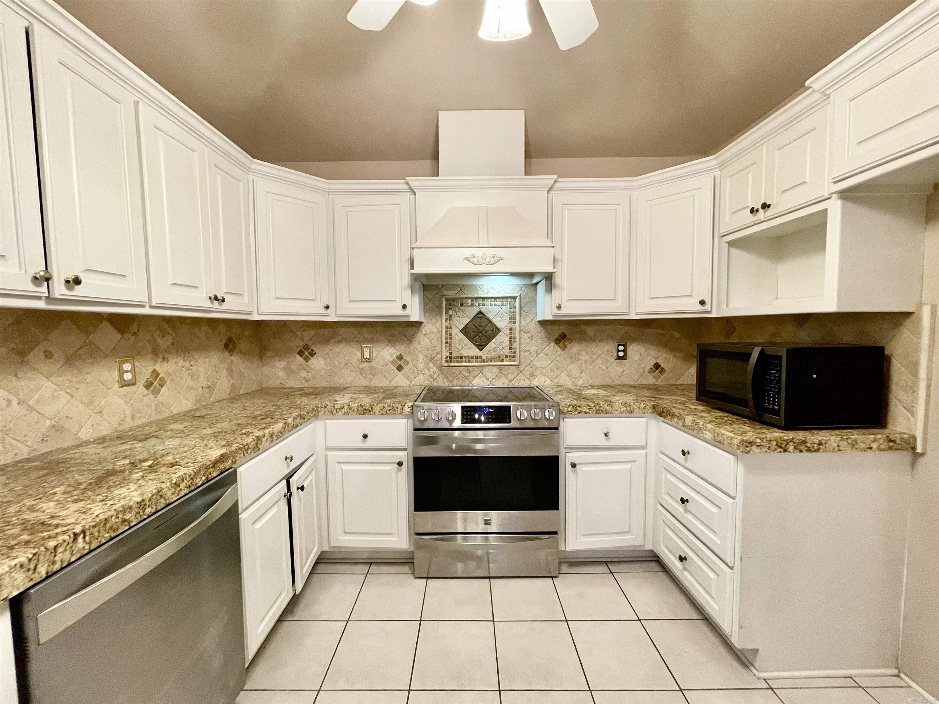 AUSTIN LAKES ADDN - Residential