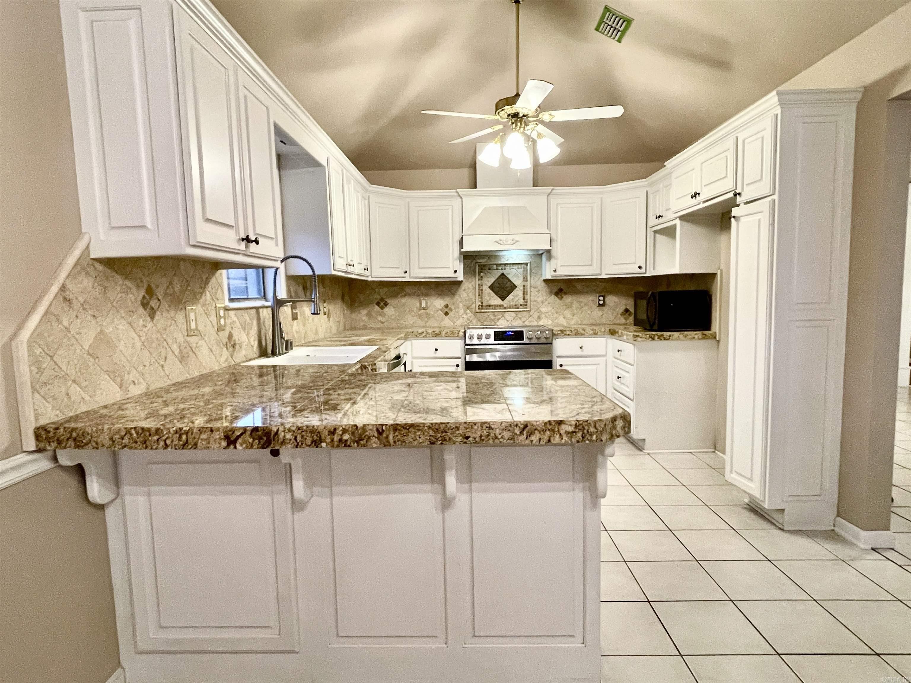 AUSTIN LAKES ADDN - Residential