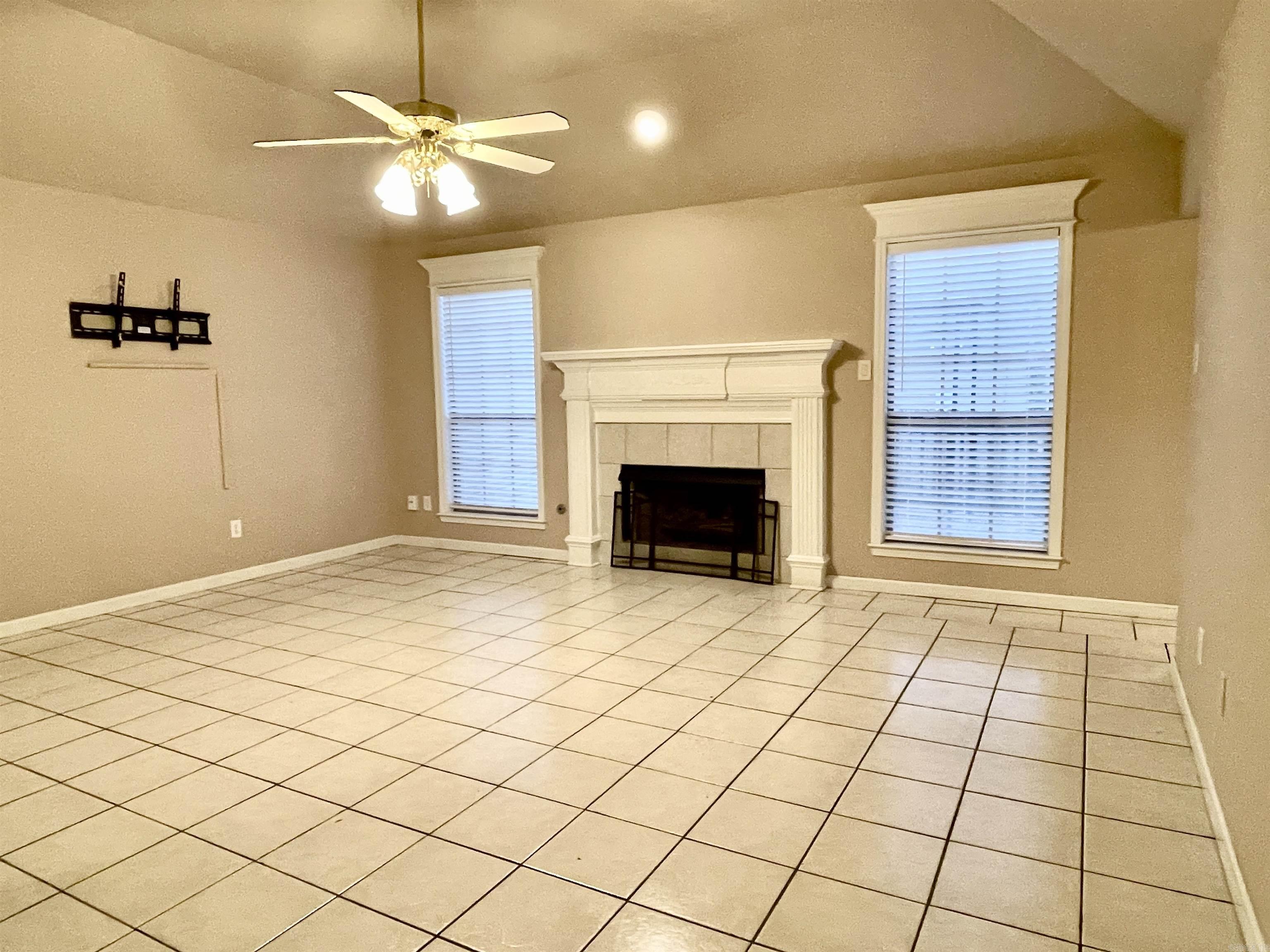 AUSTIN LAKES ADDN - Residential