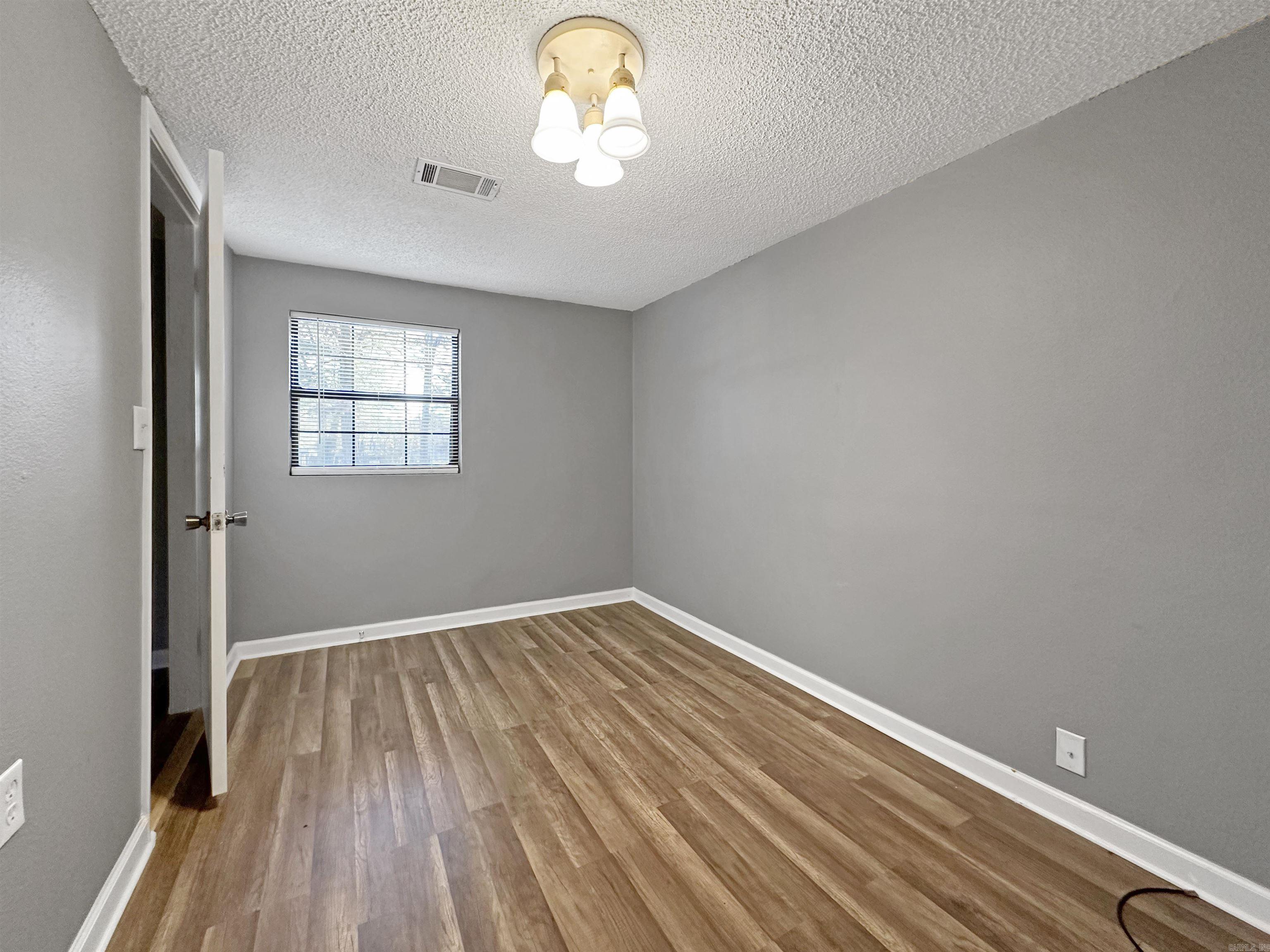 Lawrence #6 - Residential