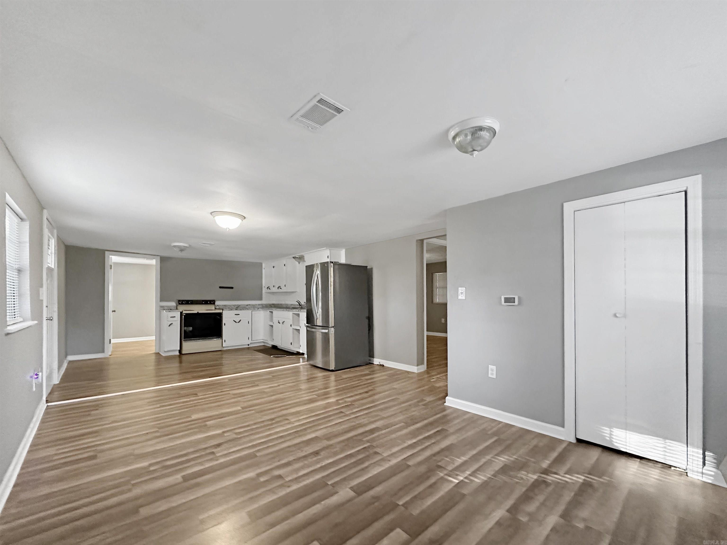 Lawrence #6 - Residential