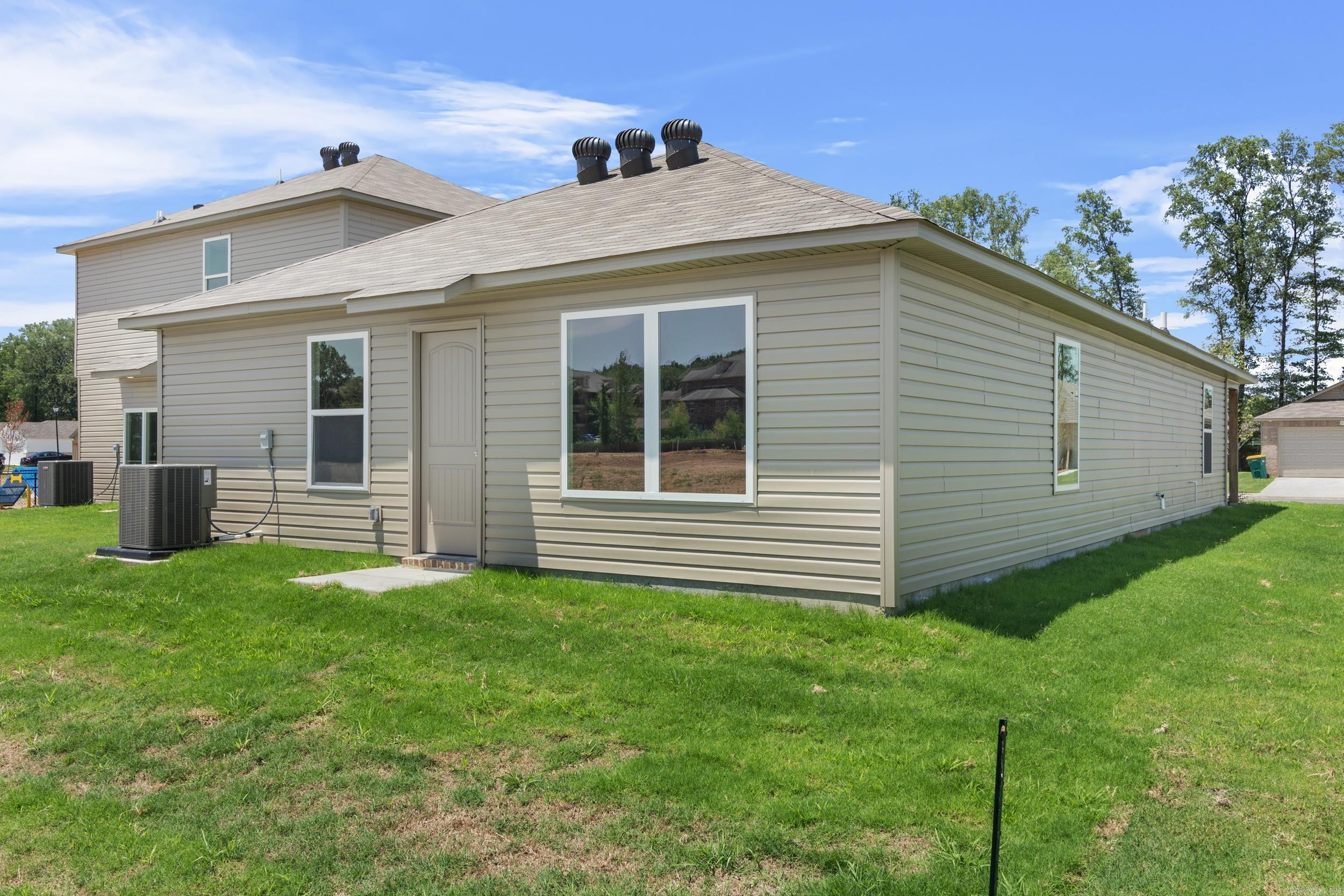 COUNTRY CLUB OF ARK THE - Residential