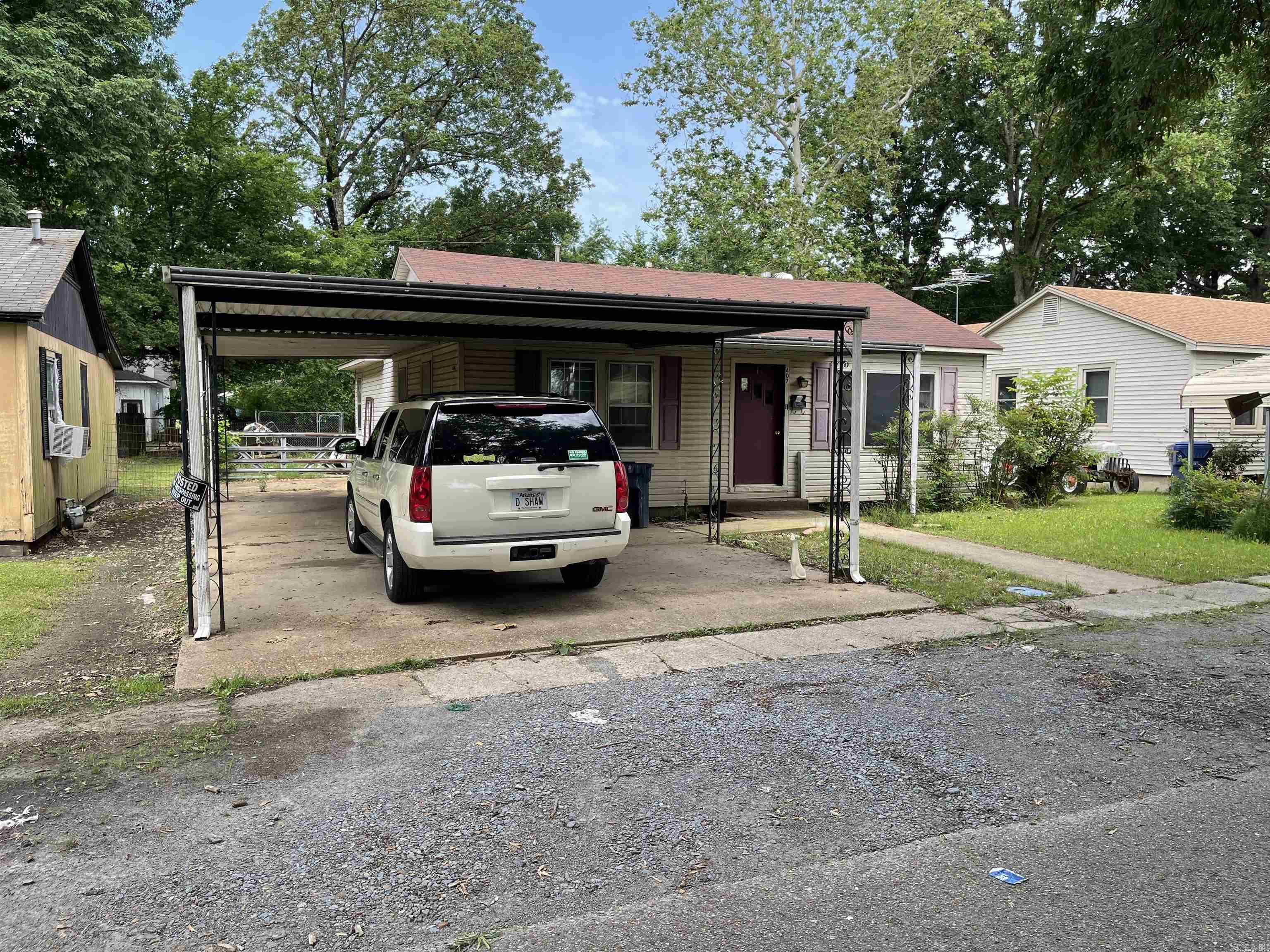Most of the floors have just been replaced. Nice size home for retirement age or new couple. Lots of extras to see