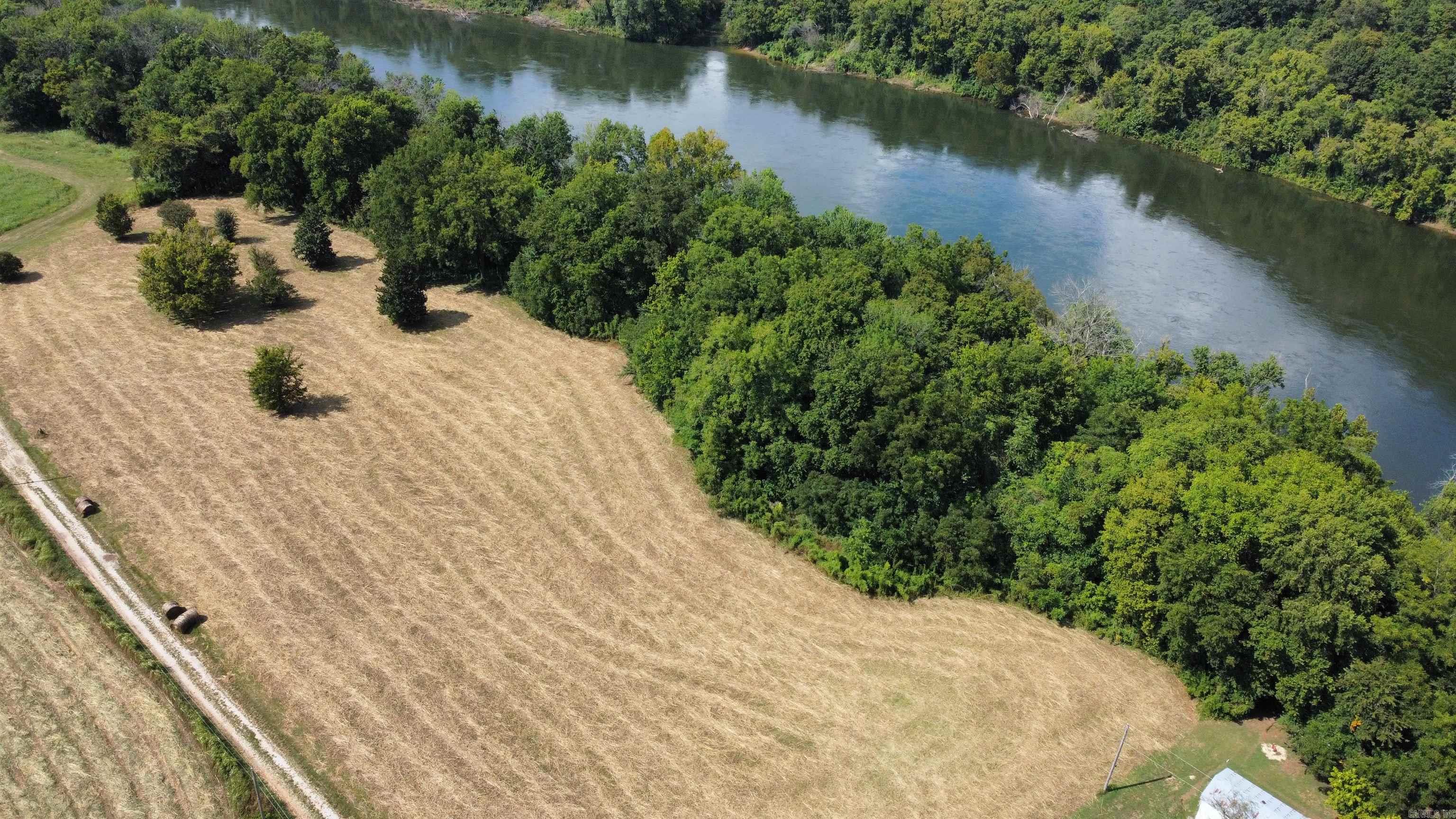 FOLL ROUND BOTTOM - Land