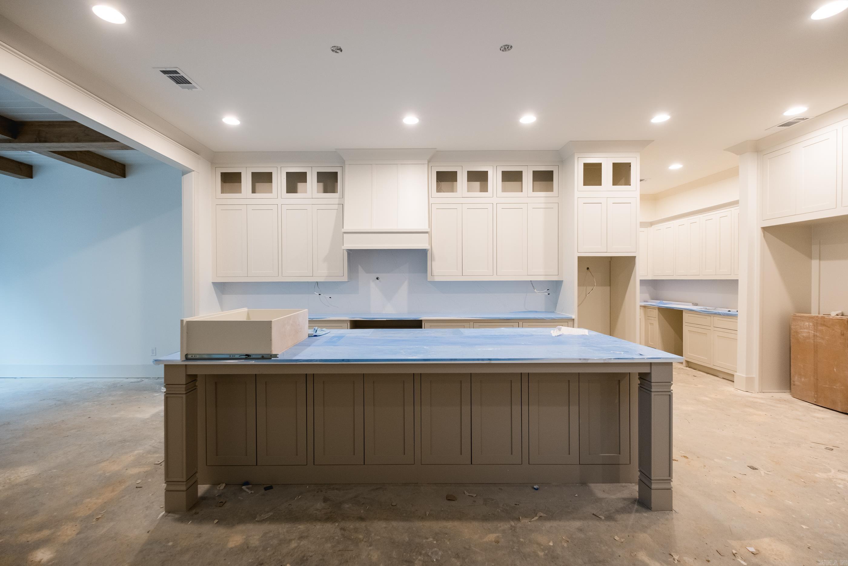 CHENAL VALLEY ABINGTON COURT - Residential