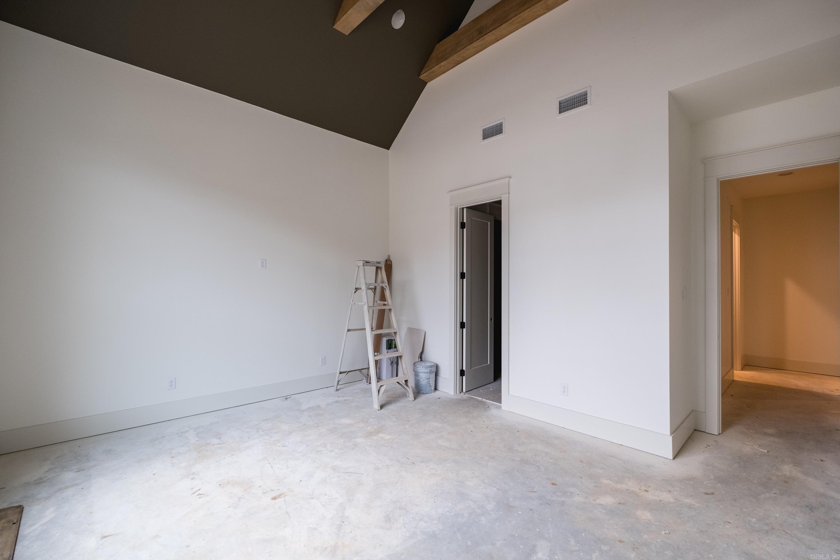 CHENAL VALLEY ABINGTON COURT - Residential