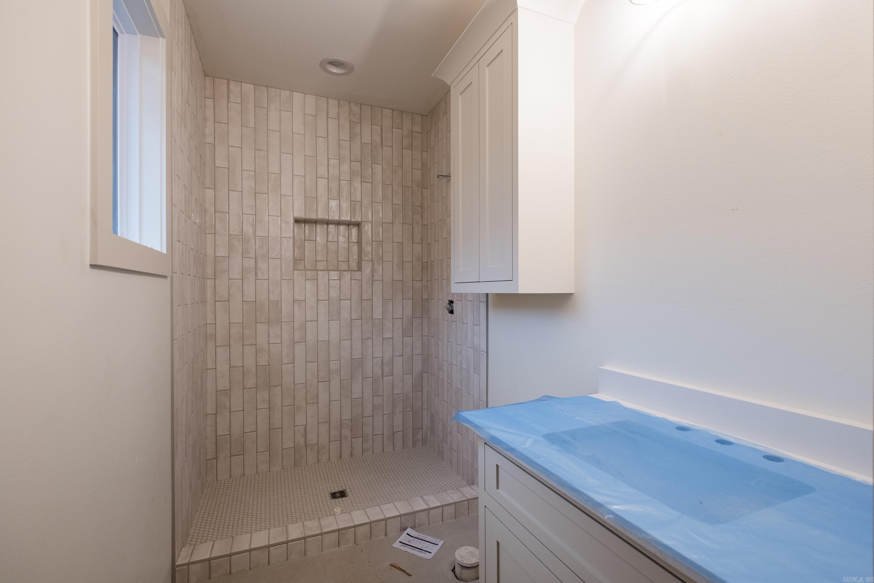 CHENAL VALLEY ABINGTON COURT - Residential