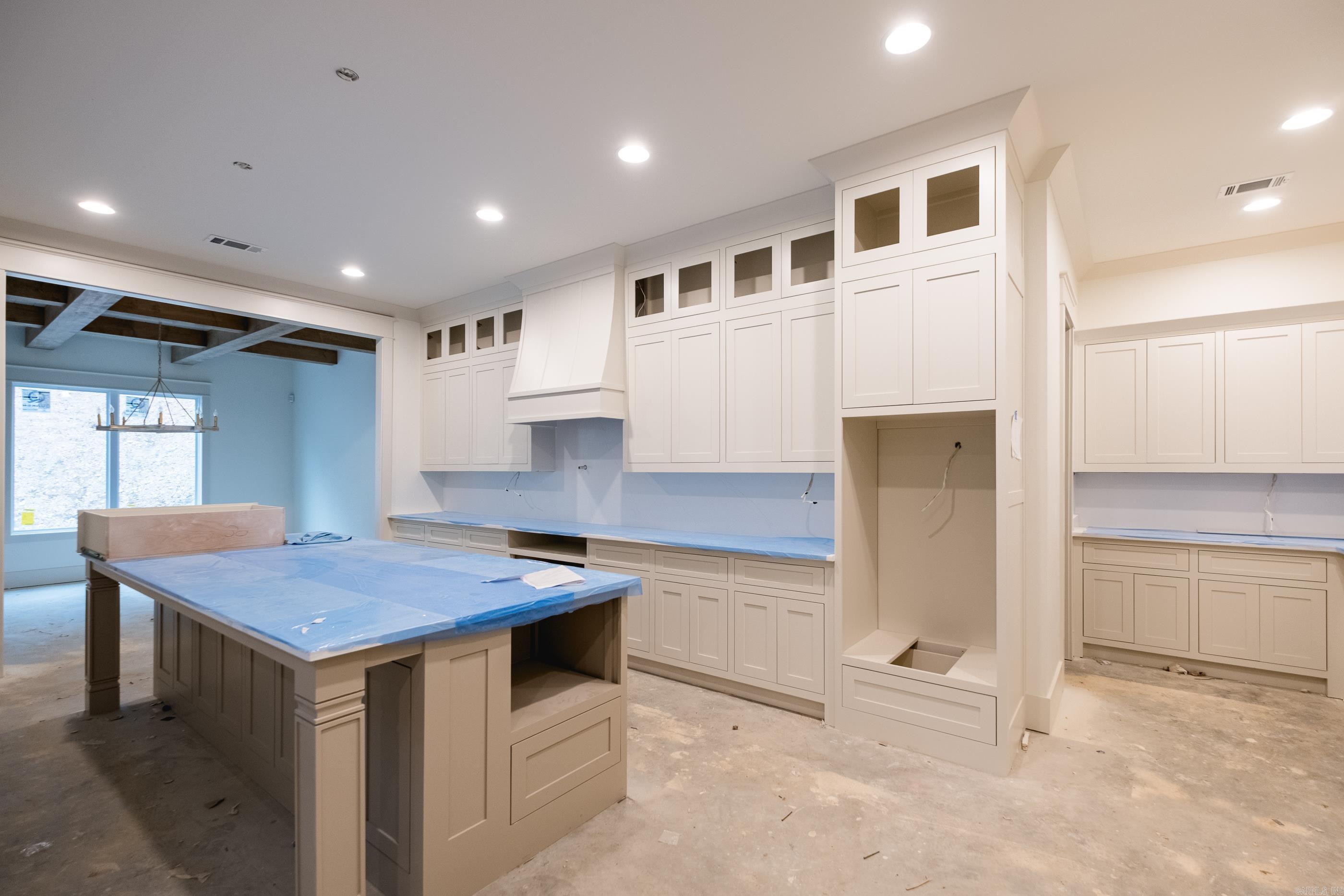 CHENAL VALLEY ABINGTON COURT - Residential