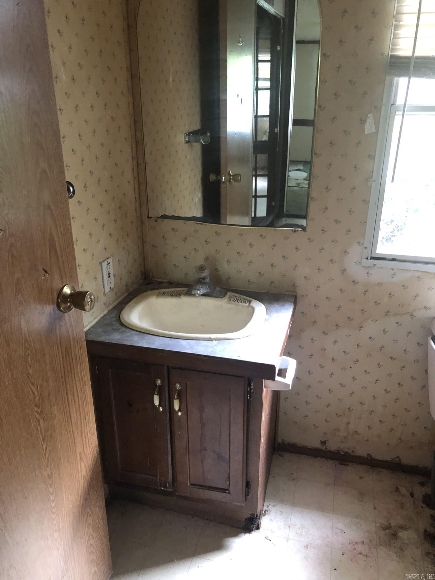 LUND & HILL (ORIGINAL TOWN) - Residential