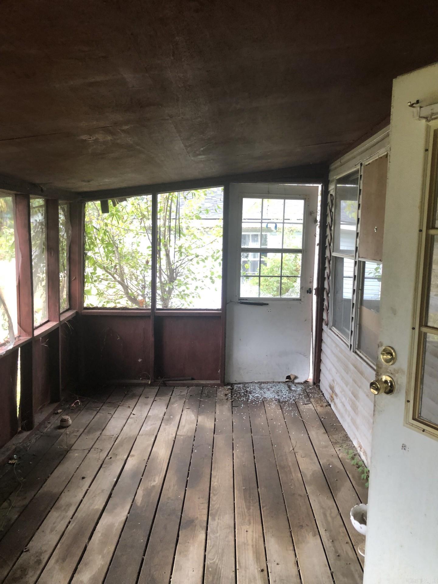 LUND & HILL (ORIGINAL TOWN) - Residential