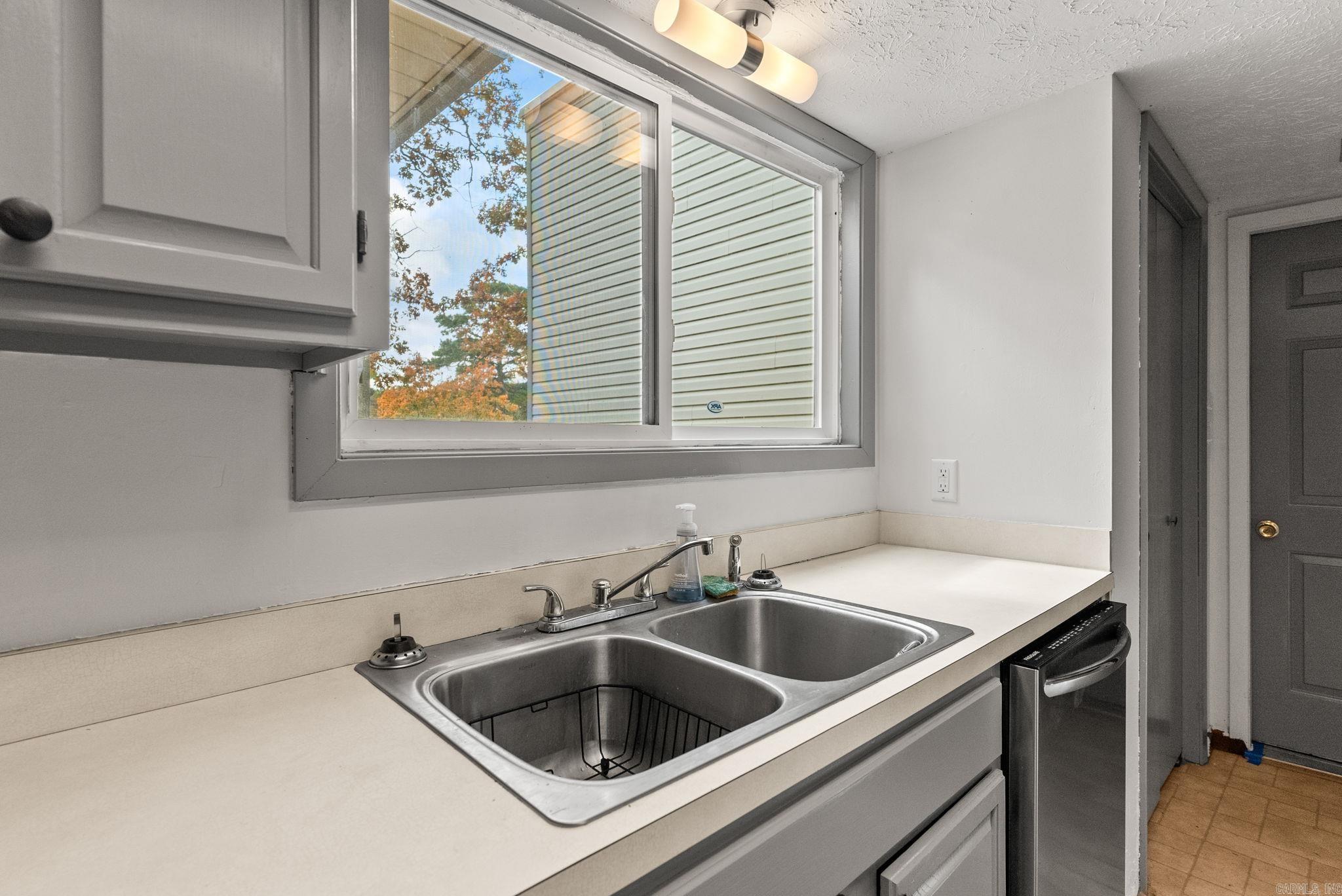 Windwood to Cook Mountain Villag - Residential Lease