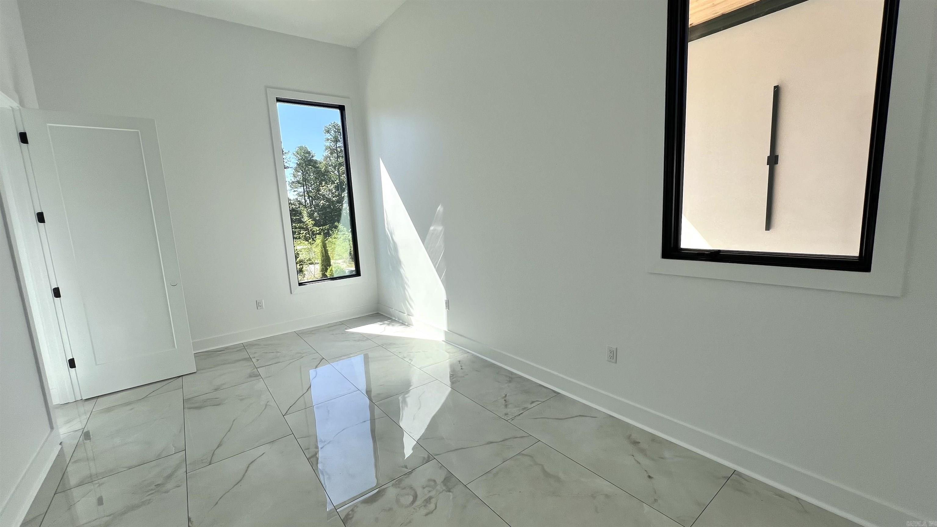CHENAL VALLEY ORLE - Residential