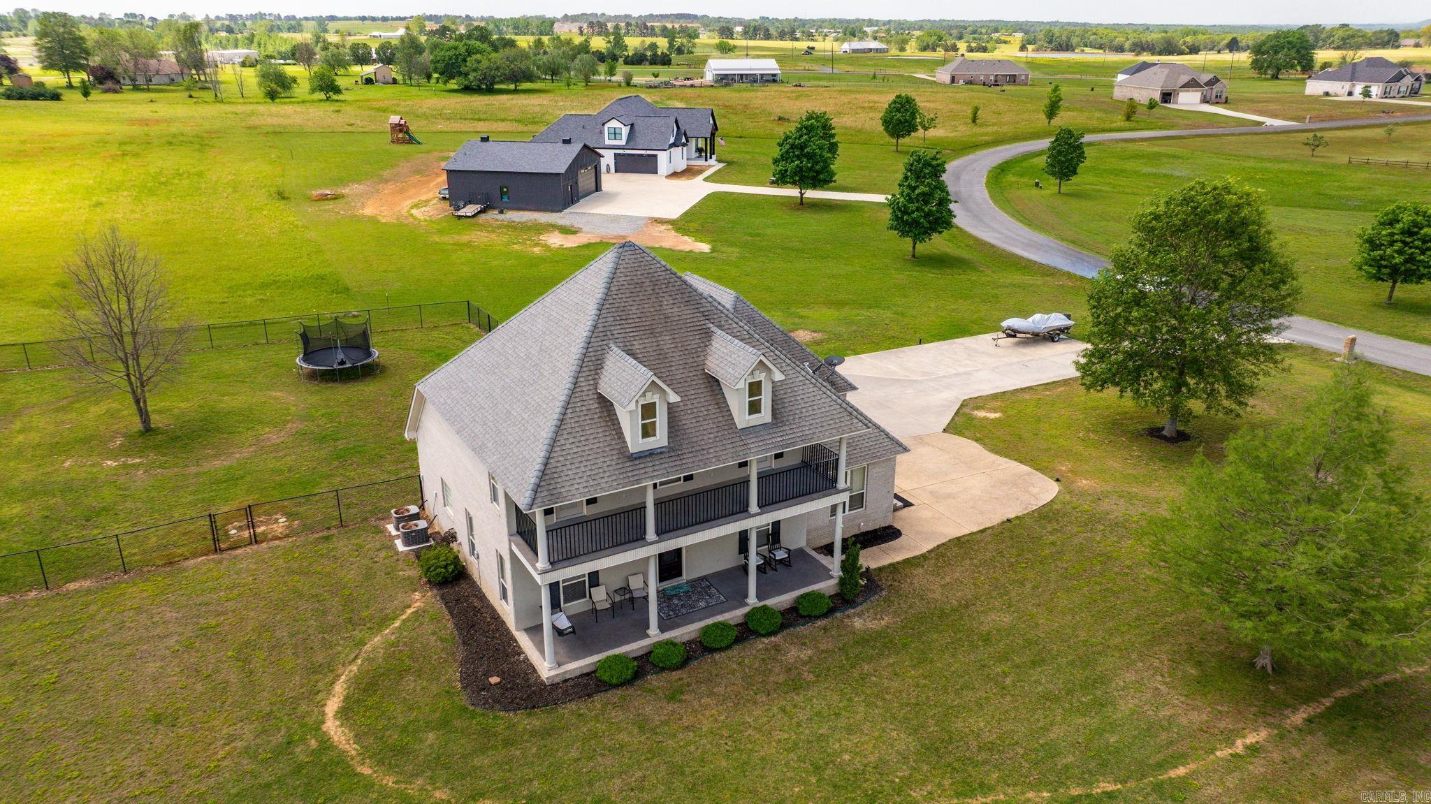 Metes & Bounds - Residential