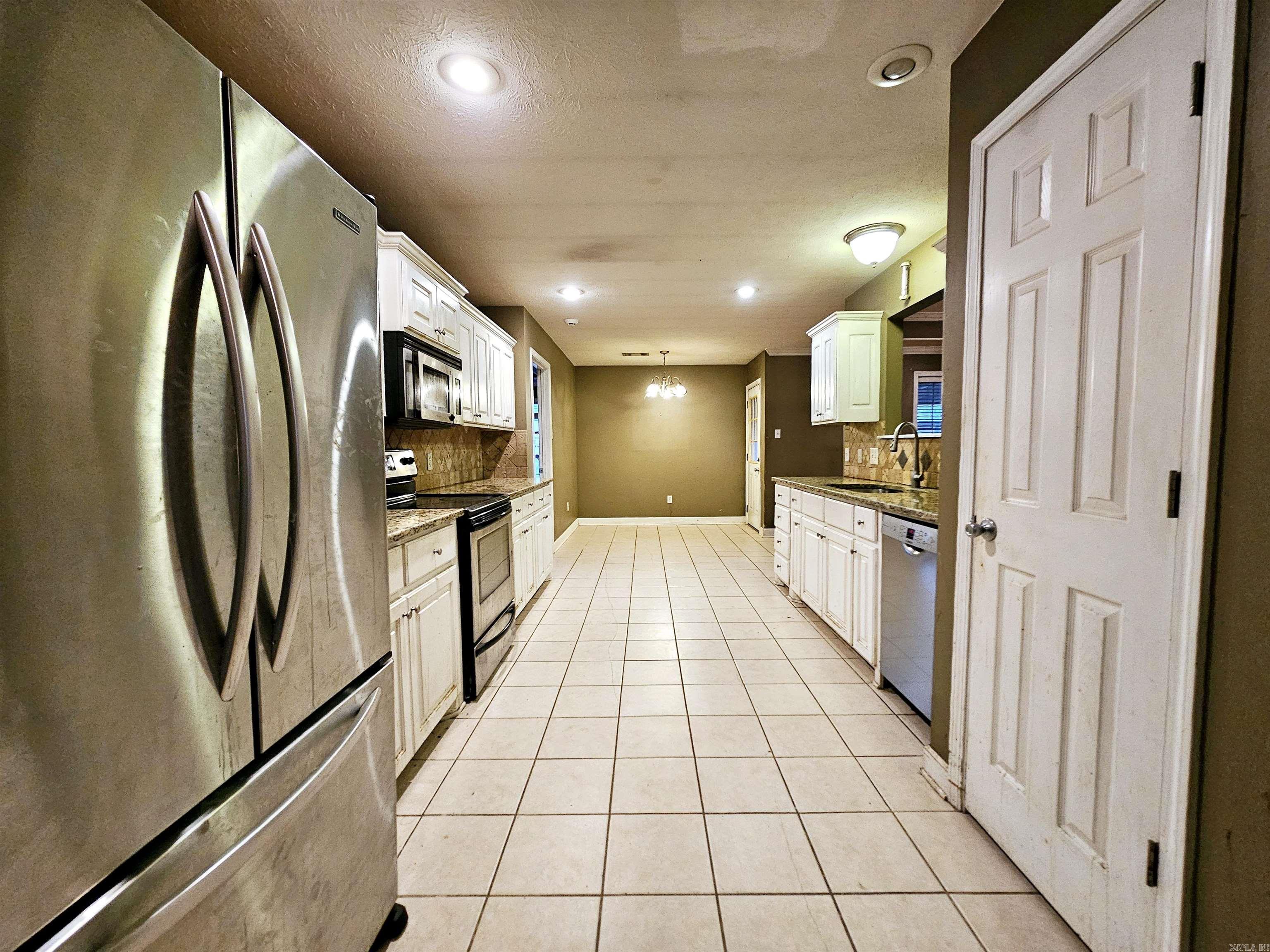 HUNTER HEIGHTS - Residential