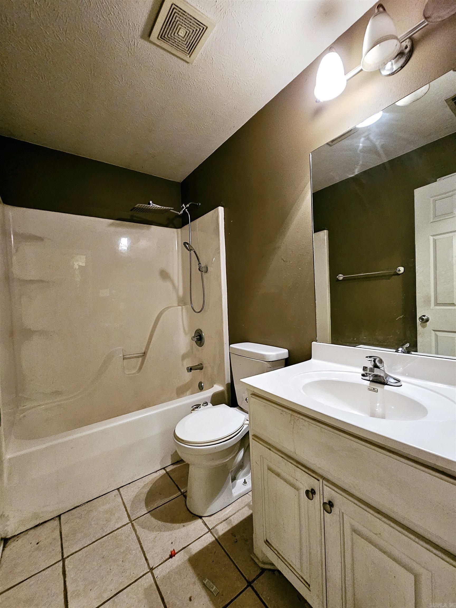 HUNTER HEIGHTS - Residential