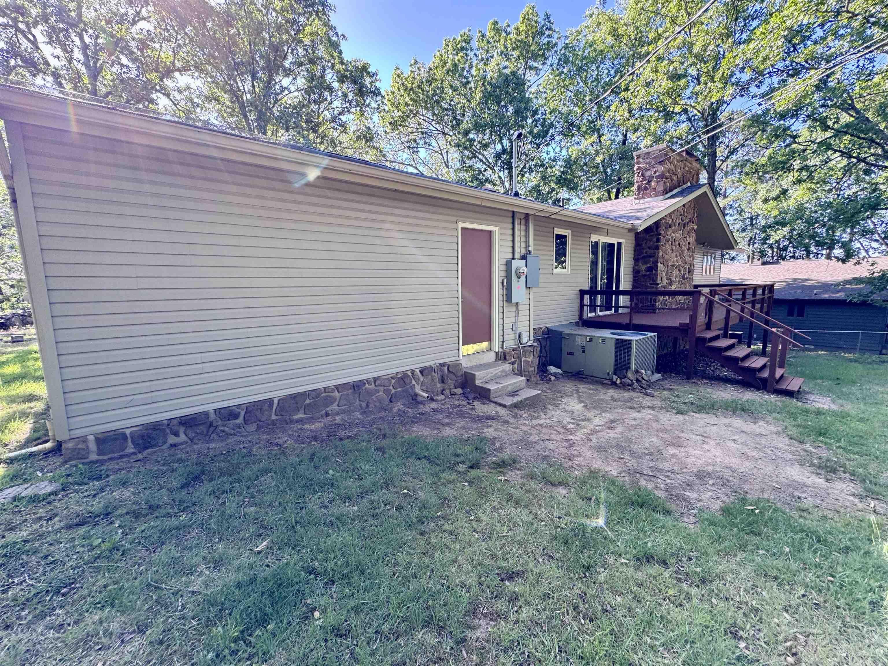 WOODLAND BLUFF - Residential