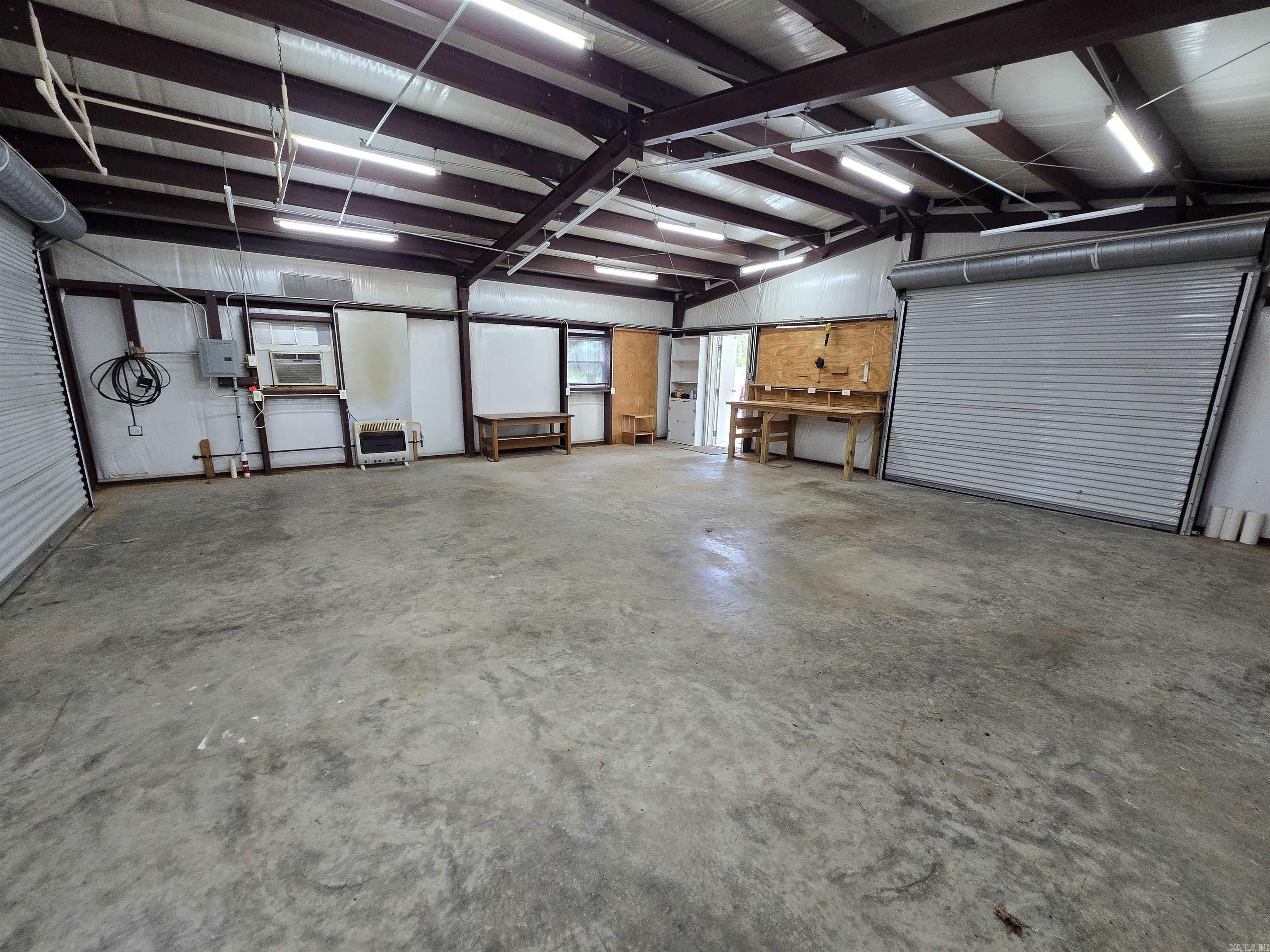 CLARKRIDGE WOODS - Residential