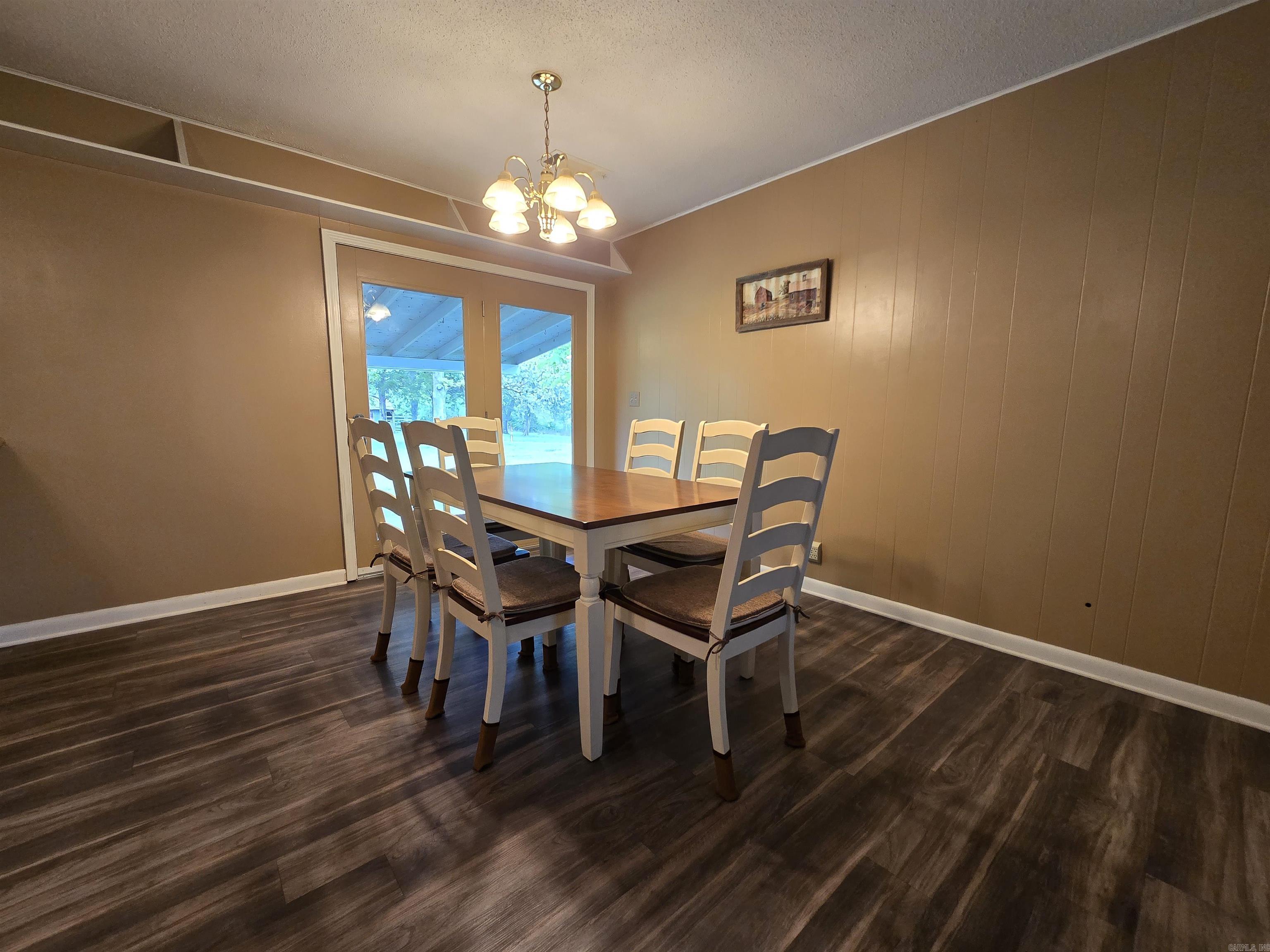 CLARKRIDGE WOODS - Residential