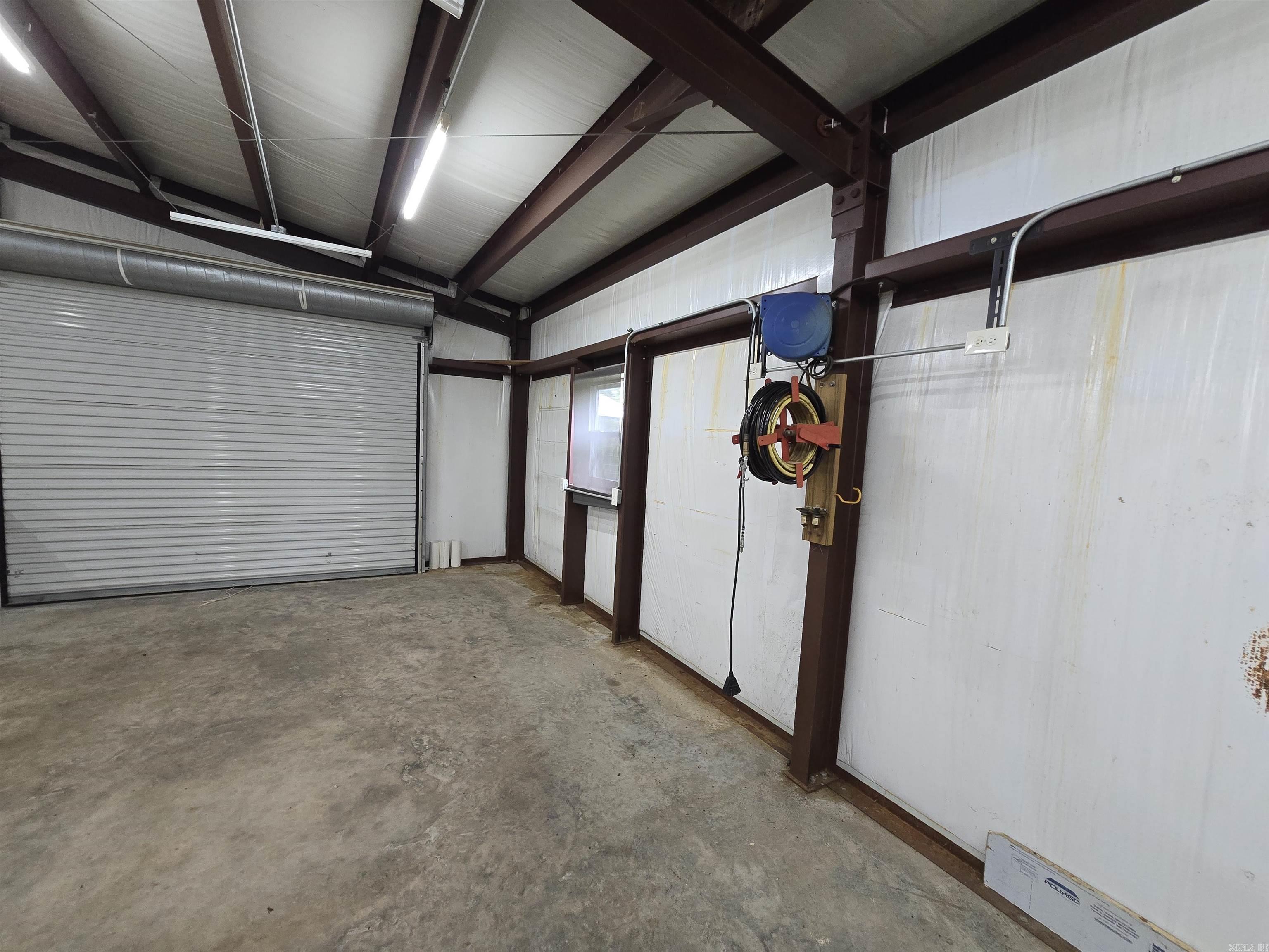 CLARKRIDGE WOODS - Residential