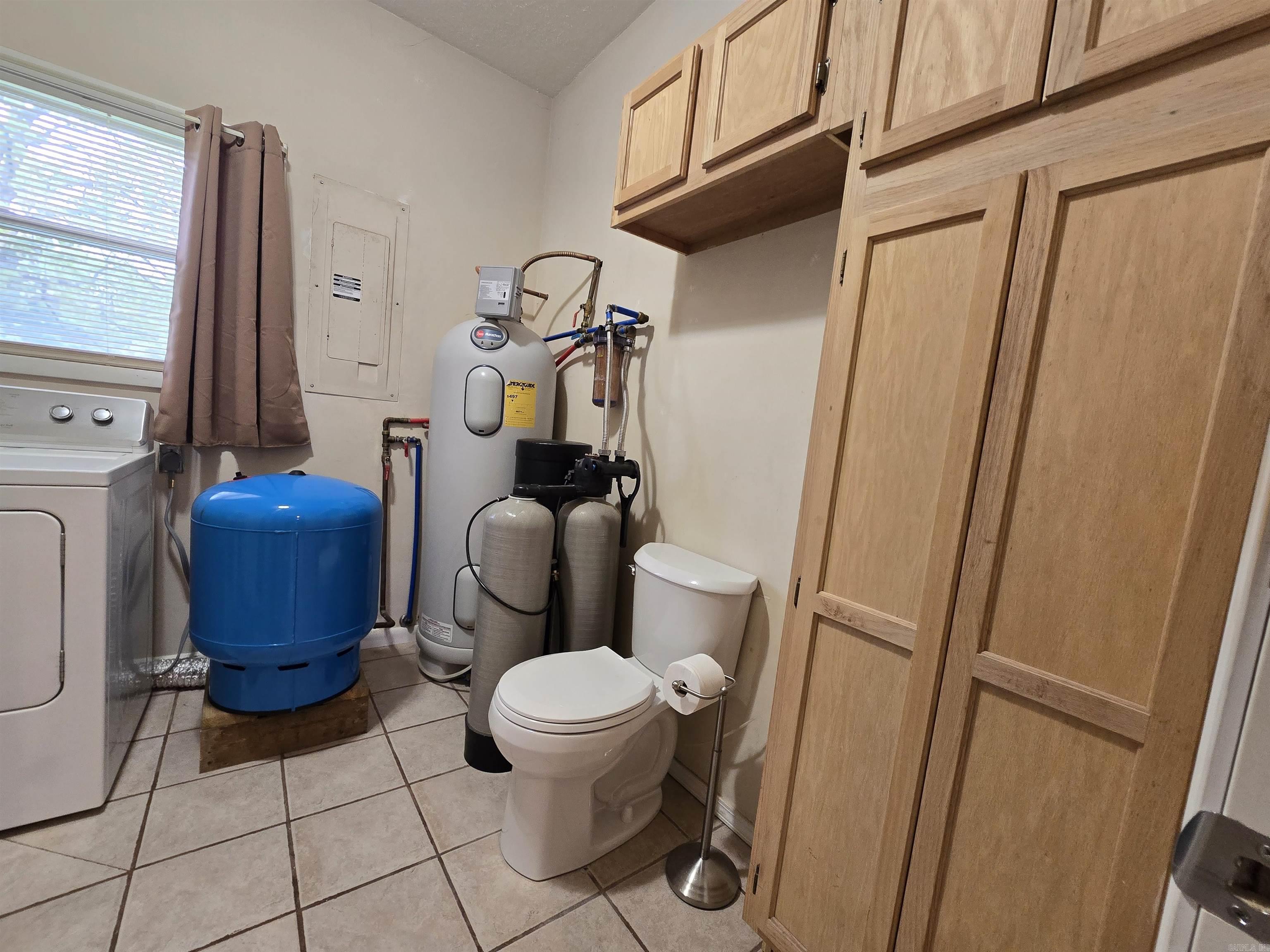 CLARKRIDGE WOODS - Residential