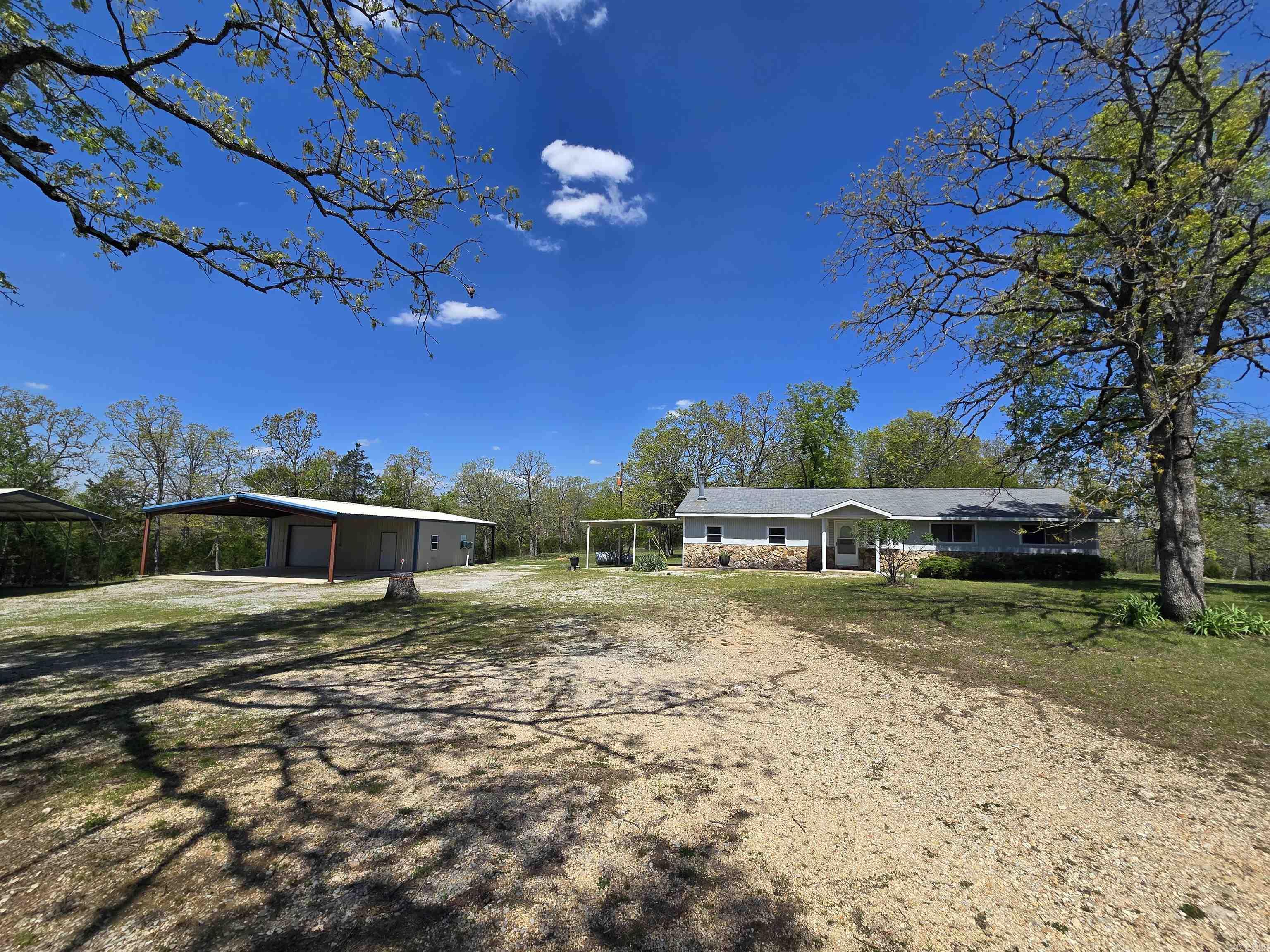 CLARKRIDGE WOODS - Residential