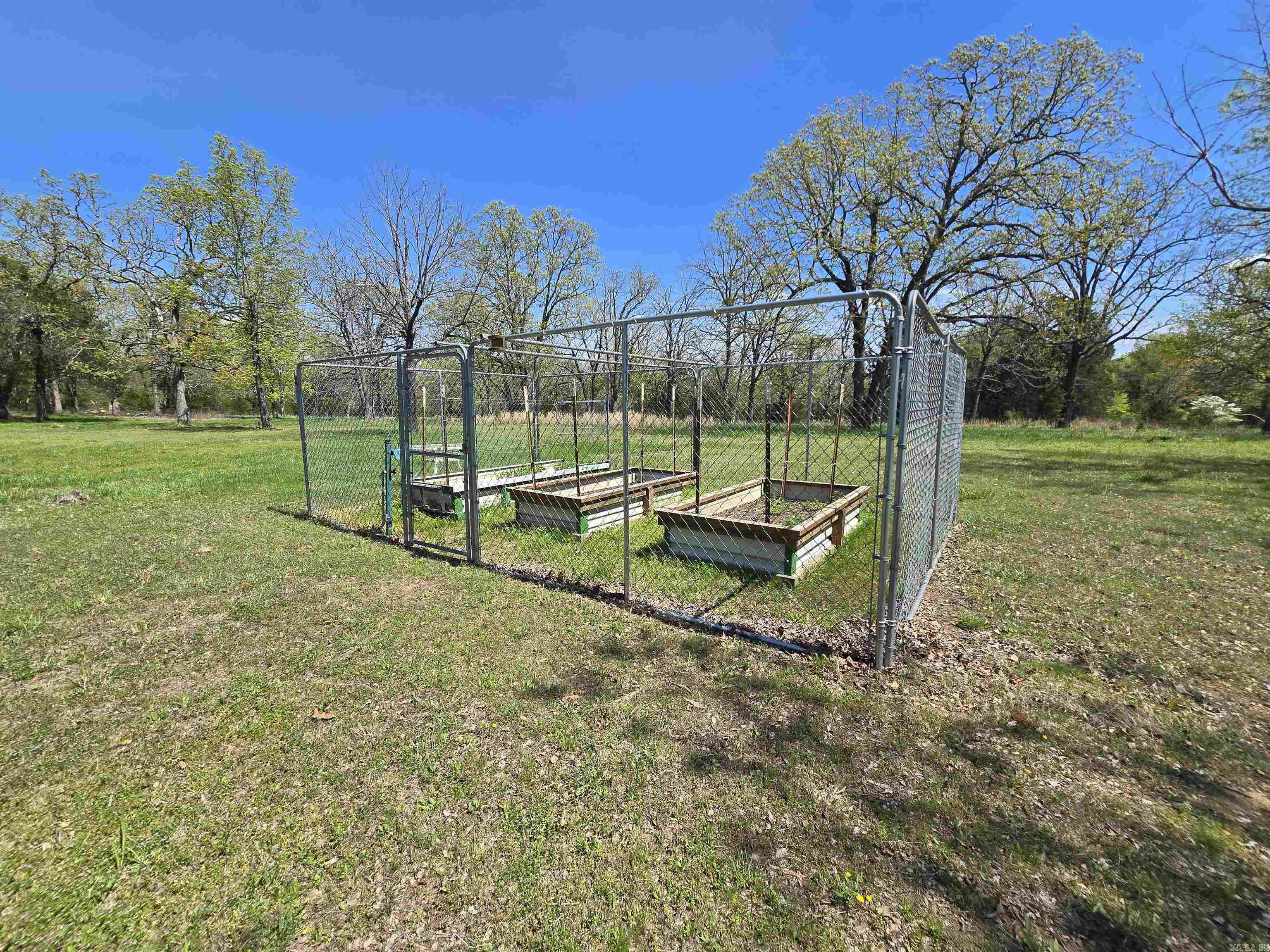 CLARKRIDGE WOODS - Residential