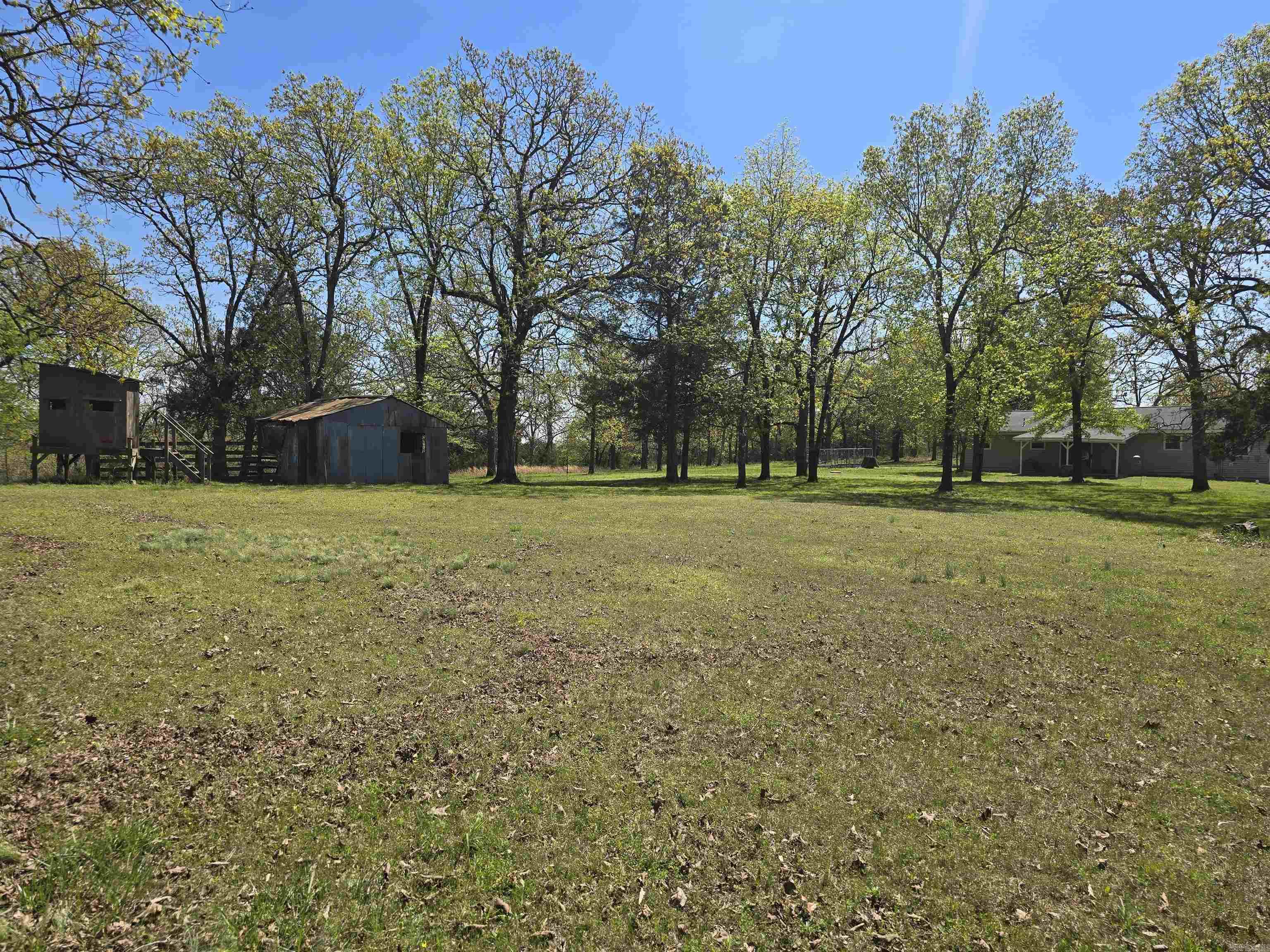 CLARKRIDGE WOODS - Residential