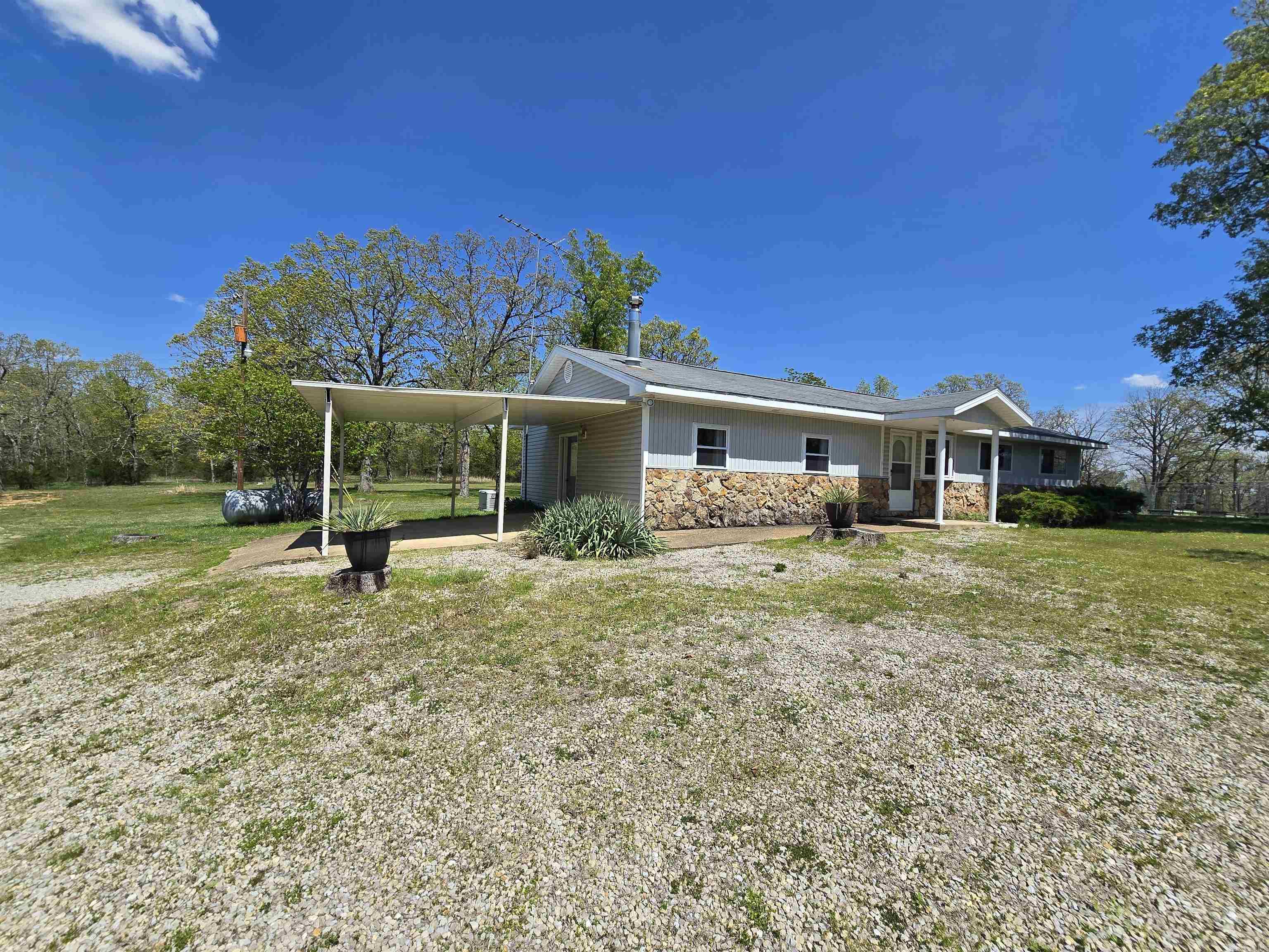 CLARKRIDGE WOODS - Residential