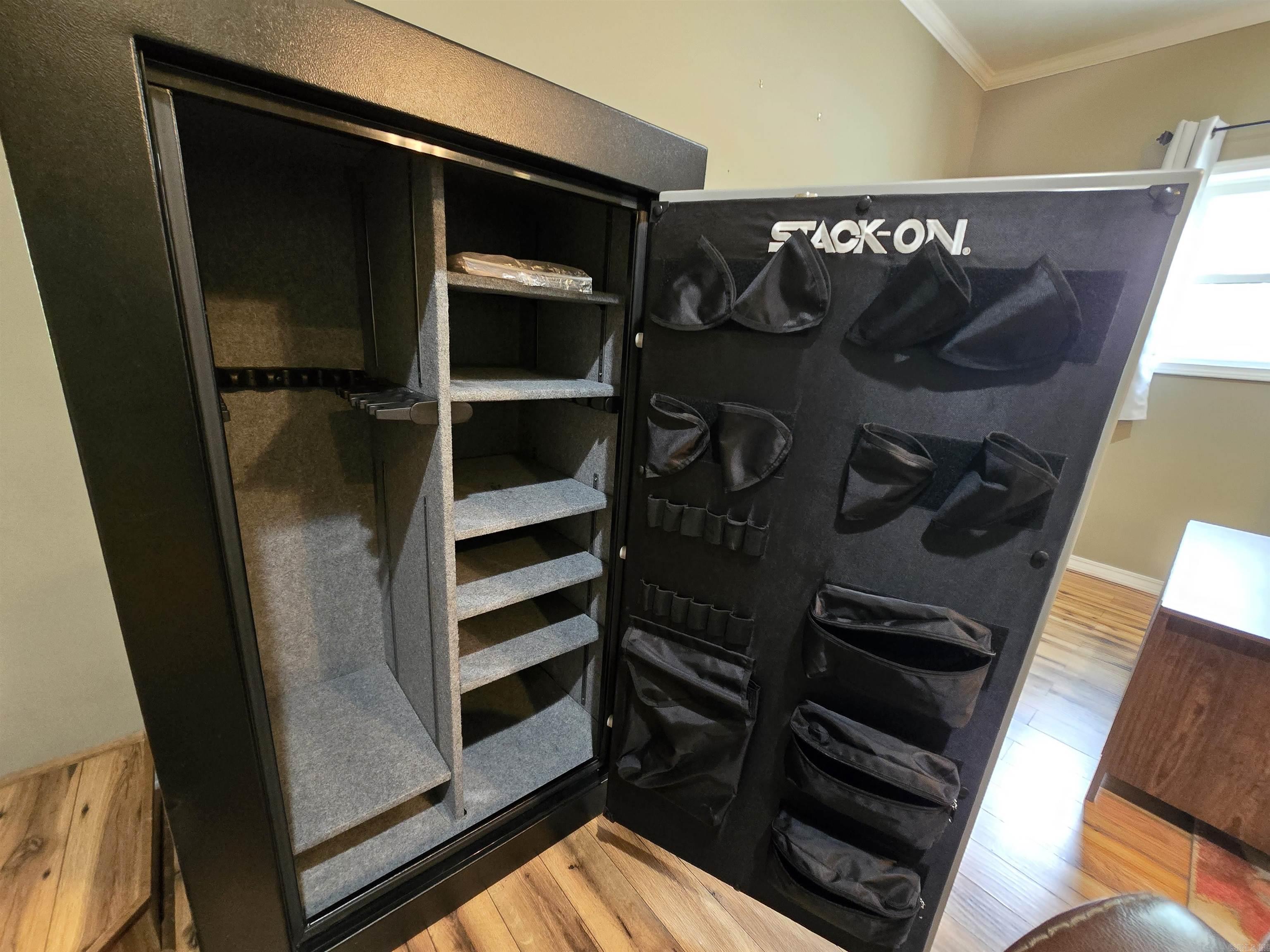 CLARKRIDGE WOODS - Residential