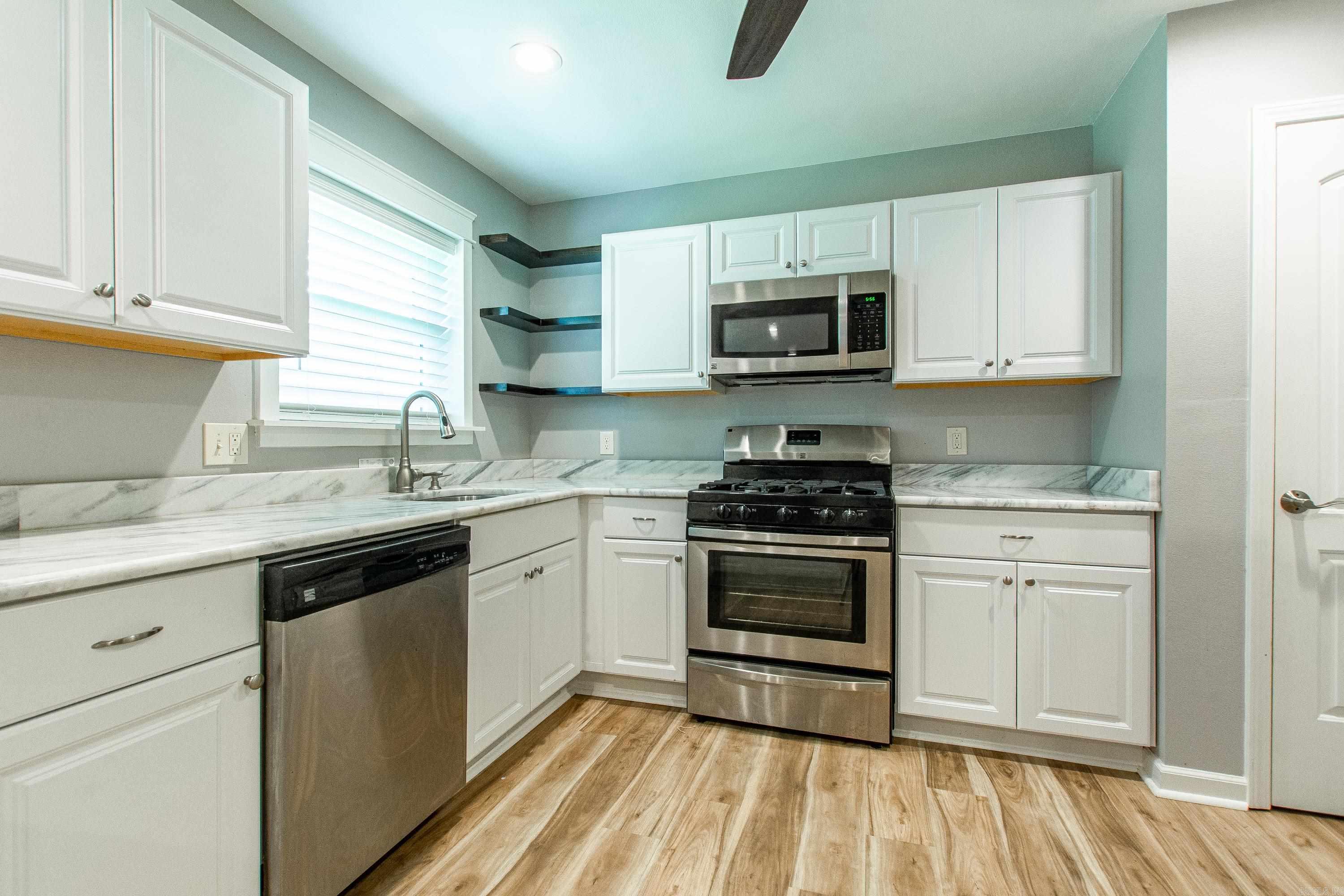 CLOVER HILL PLACE - Residential