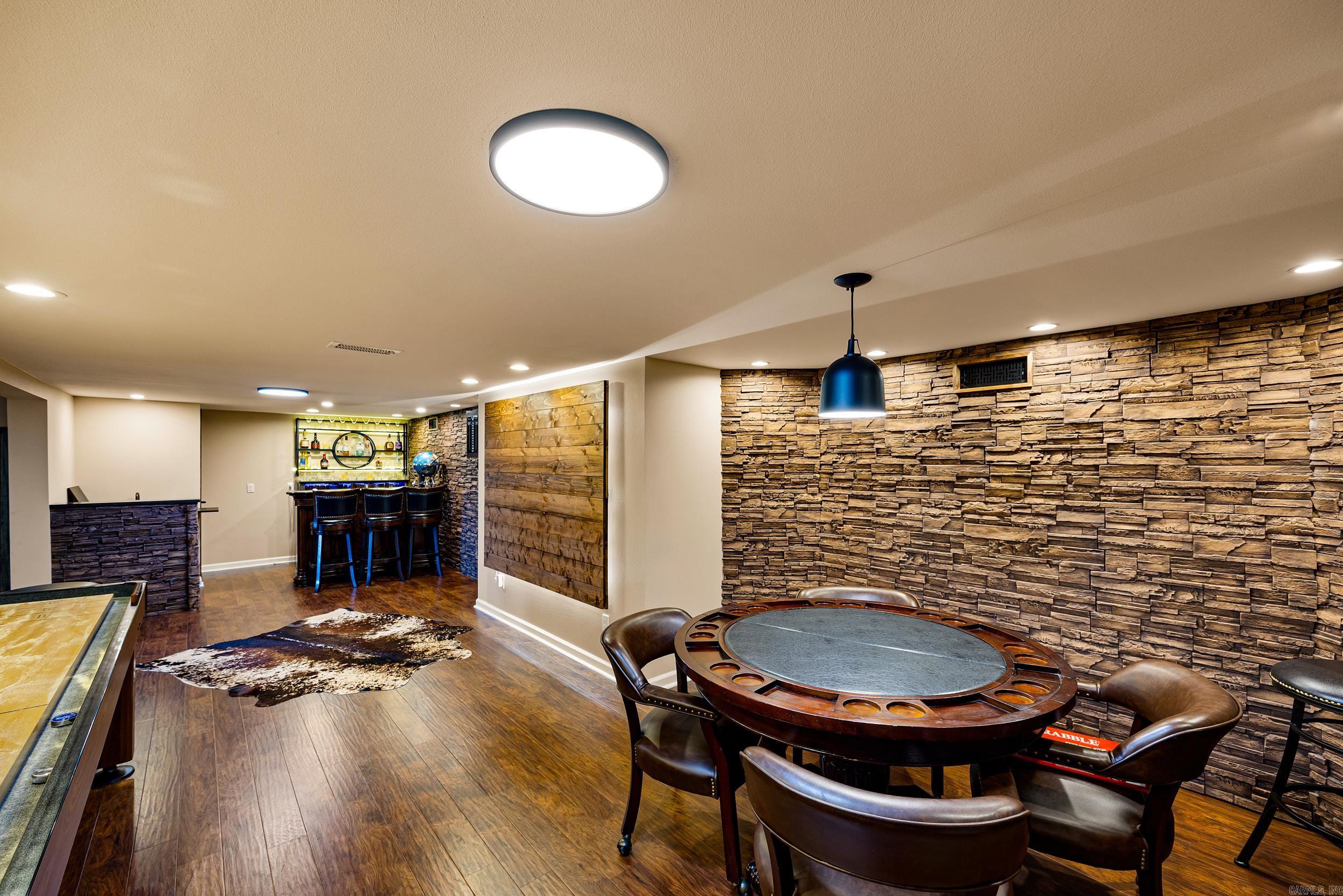 PLEASANT VIEW ESTATES - Residential
