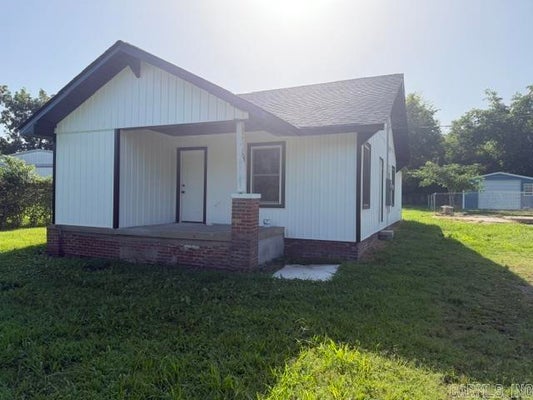 109 S CEDAR ST, MORRILTON, AR 72110 - Image f51daf0a26be97bc42e2c90e685e3950/3715025475