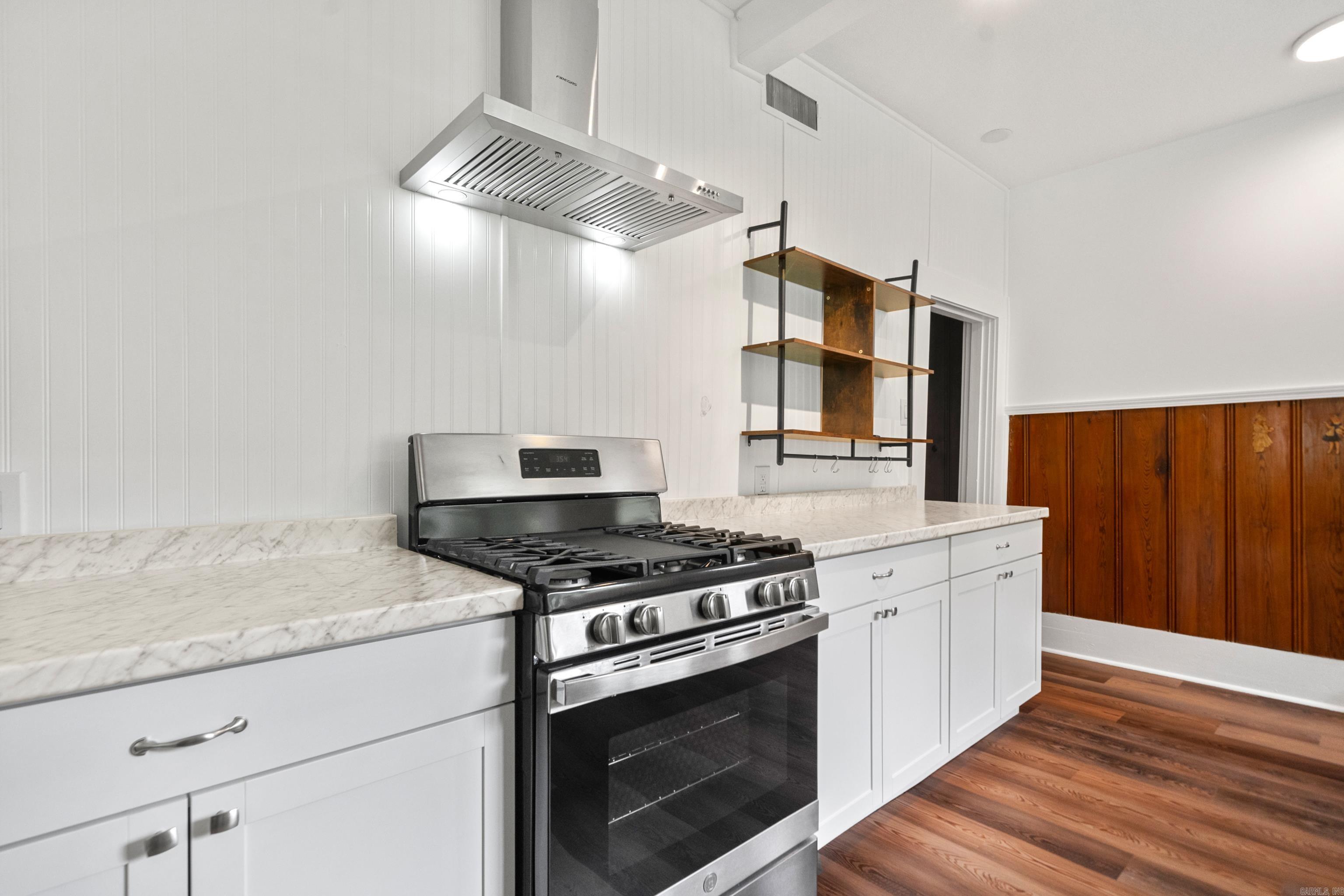 HSR BLK - Residential Income