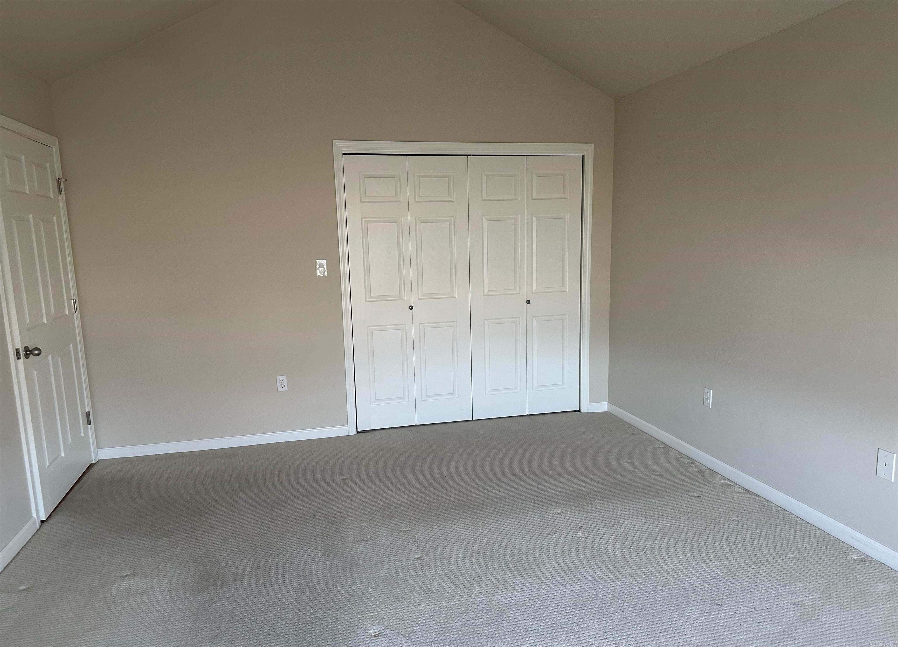 ENCLAVE - Residential