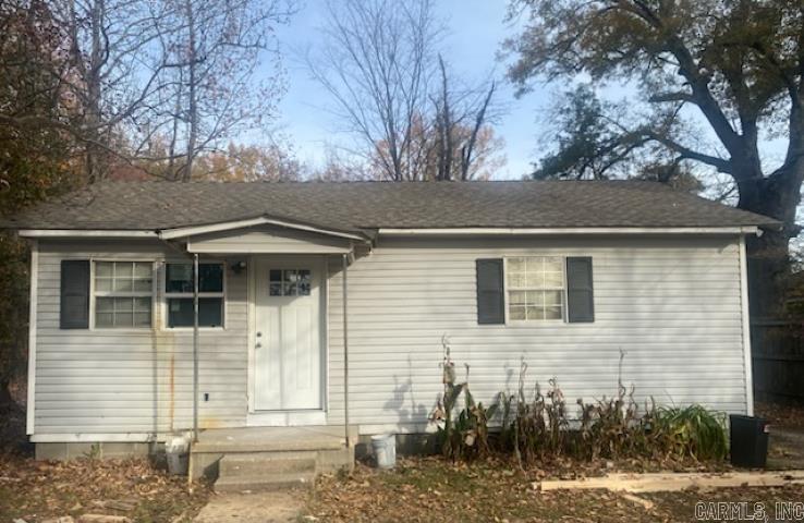 Reliable Long-Term Tenant!! This 2-bedroom, 1-bath home has been a steady income producer with a tenant who’s called it home for over 10 years. While some repairs and updates are needed, the long-term occupancy speaks for itself - consistent rental income and the chance to add value over time. A solid addition for any investor looking for dependable cash flow with upside potential. Must be sold with the 3-bedroom property - two properties, one SMART investment!! >>This property is a part of a package deal with listing 2605 W 34th Avenue (MLS#25025509). Properties must be sold together, they are under 1 parcel. >>The legal description, acreage, lot dimensions, and taxes for this property are included with 2605 W 34th. >>>More photos coming soon. >>SEE AGENT REMARKS