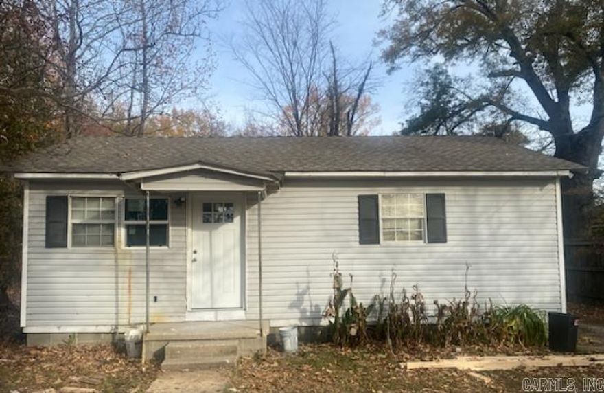Reliable Long-Term Tenant!!  This 2-bedroom, 1-bath home has been a steady income producer with a tenant who’s called it home for over 10 years. While some repairs and updates are needed, the long-term occupancy speaks for itself - consistent rental income and the chance to add value over time. A solid addition for any investor looking for dependable cash flow with upside potential.............................................  TWO properties, one SMART investment!!>>This property is a part of a package deal with listing 2605 W 34th Avenue (MLS#25025509). Properties must be sold together, they are under 1 parcel, total package listing is $130K. >>The legal description, acreage, lot dimensions, and taxes for this property are included with 2605 W 34th. >>>More photos coming soon. >>SEE AGENT REMARKS