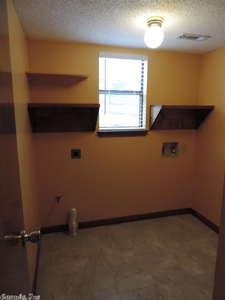 DIAMOND POINTE - Residential