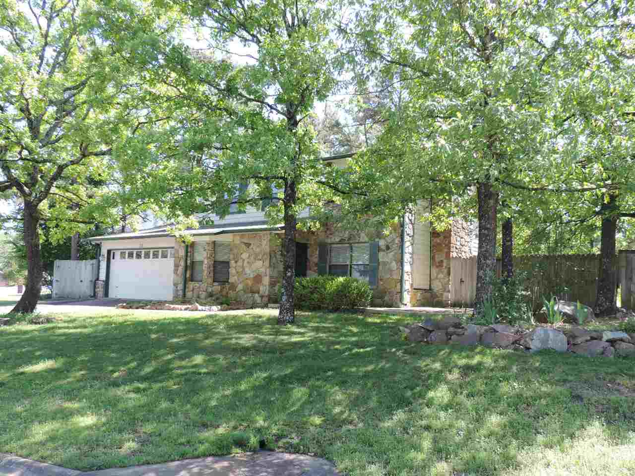 DIAMOND POINTE - Residential