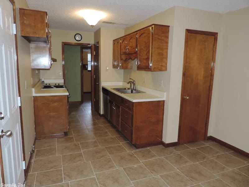 DIAMOND POINTE - Residential