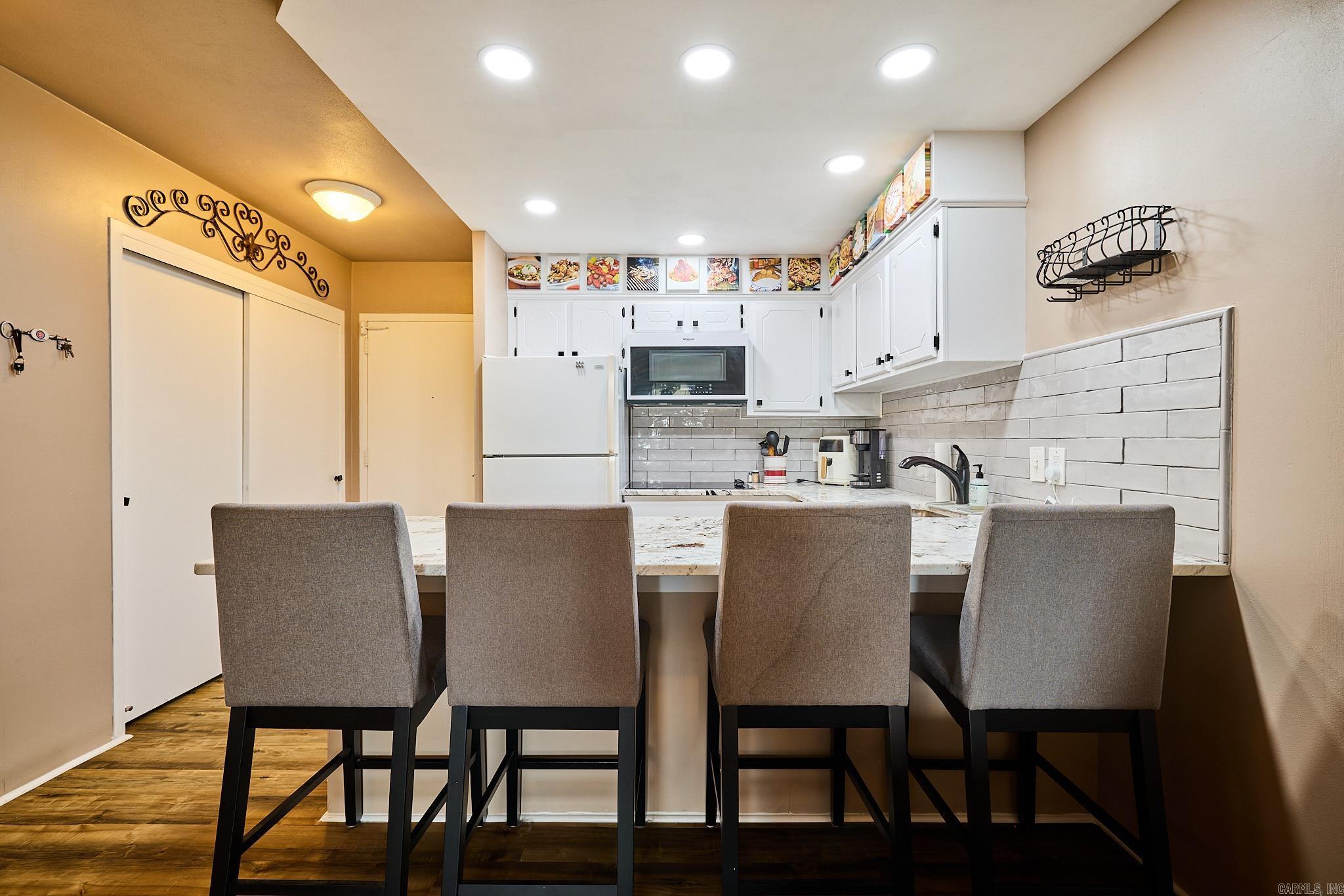 BEACON MANOR HPR - Residential