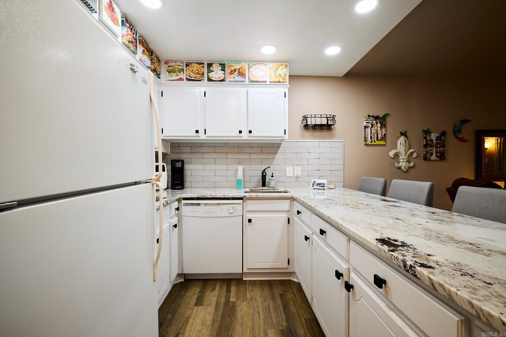 BEACON MANOR HPR - Residential