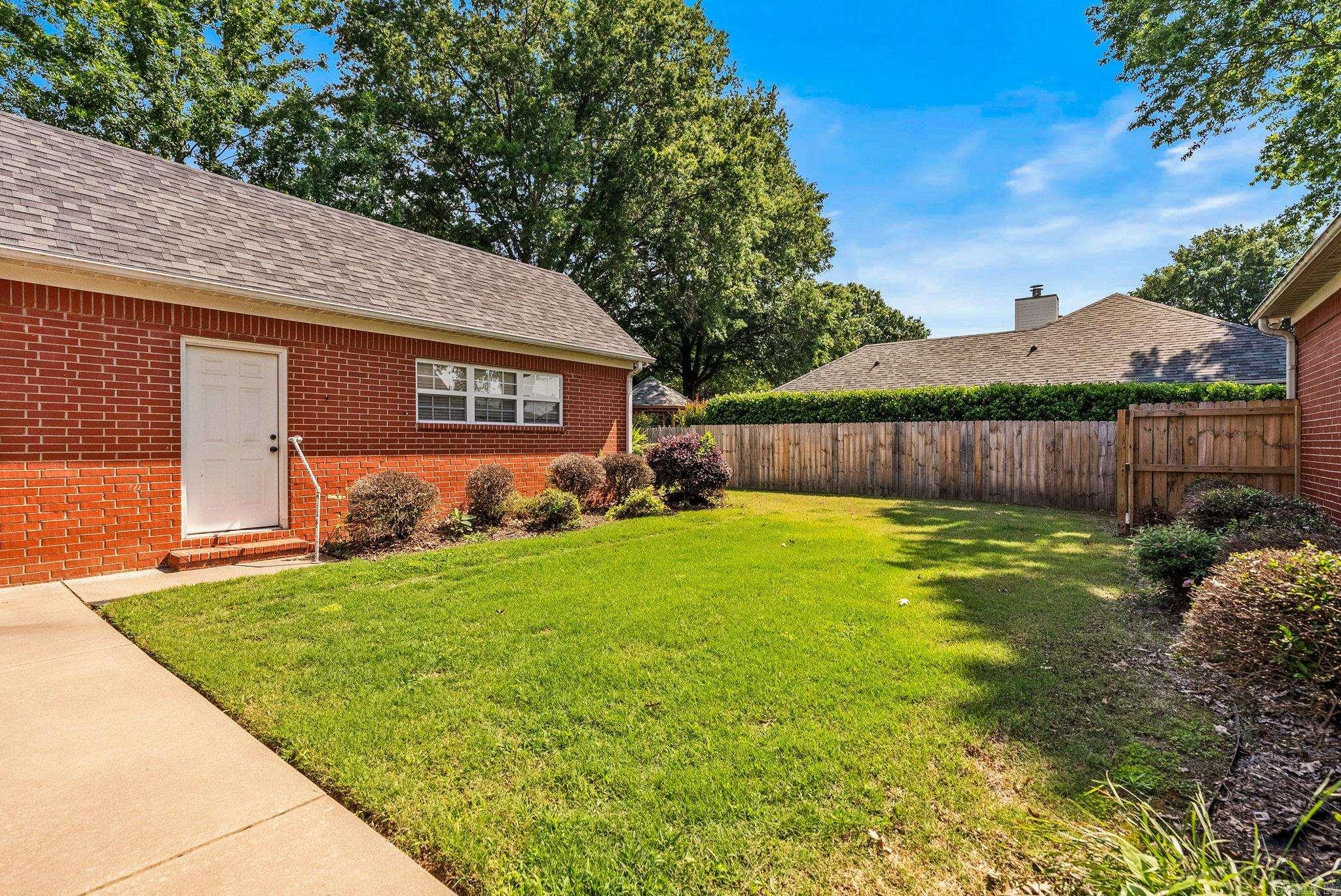 WOODLAND SPRINGS - Residential