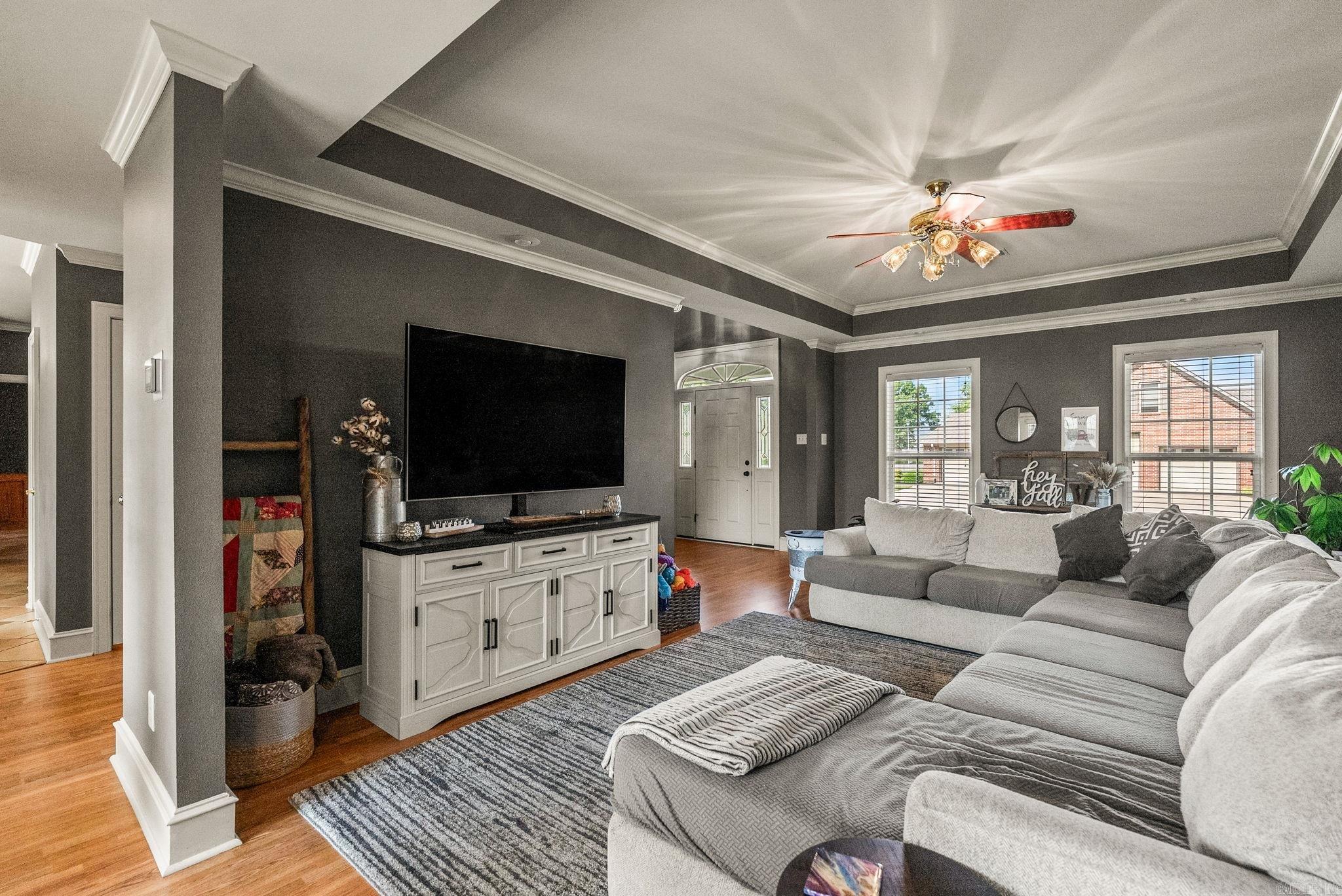 WOODLAND SPRINGS - Residential