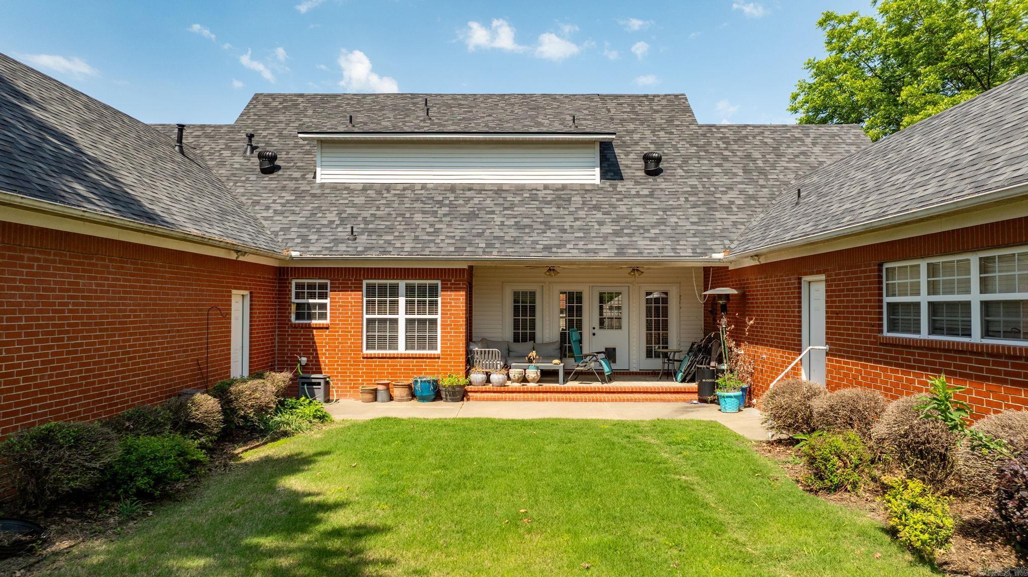 WOODLAND SPRINGS - Residential