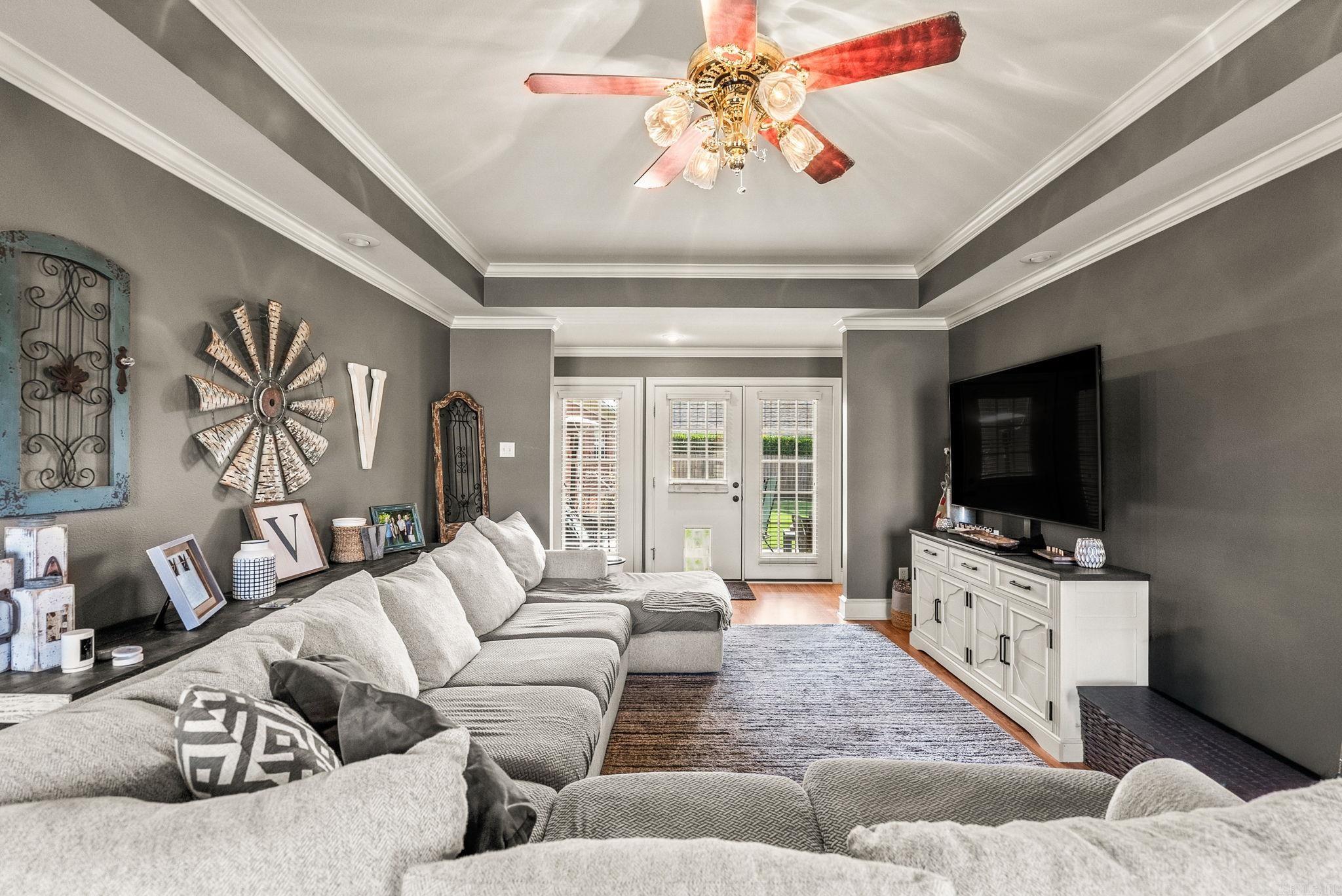 WOODLAND SPRINGS - Residential