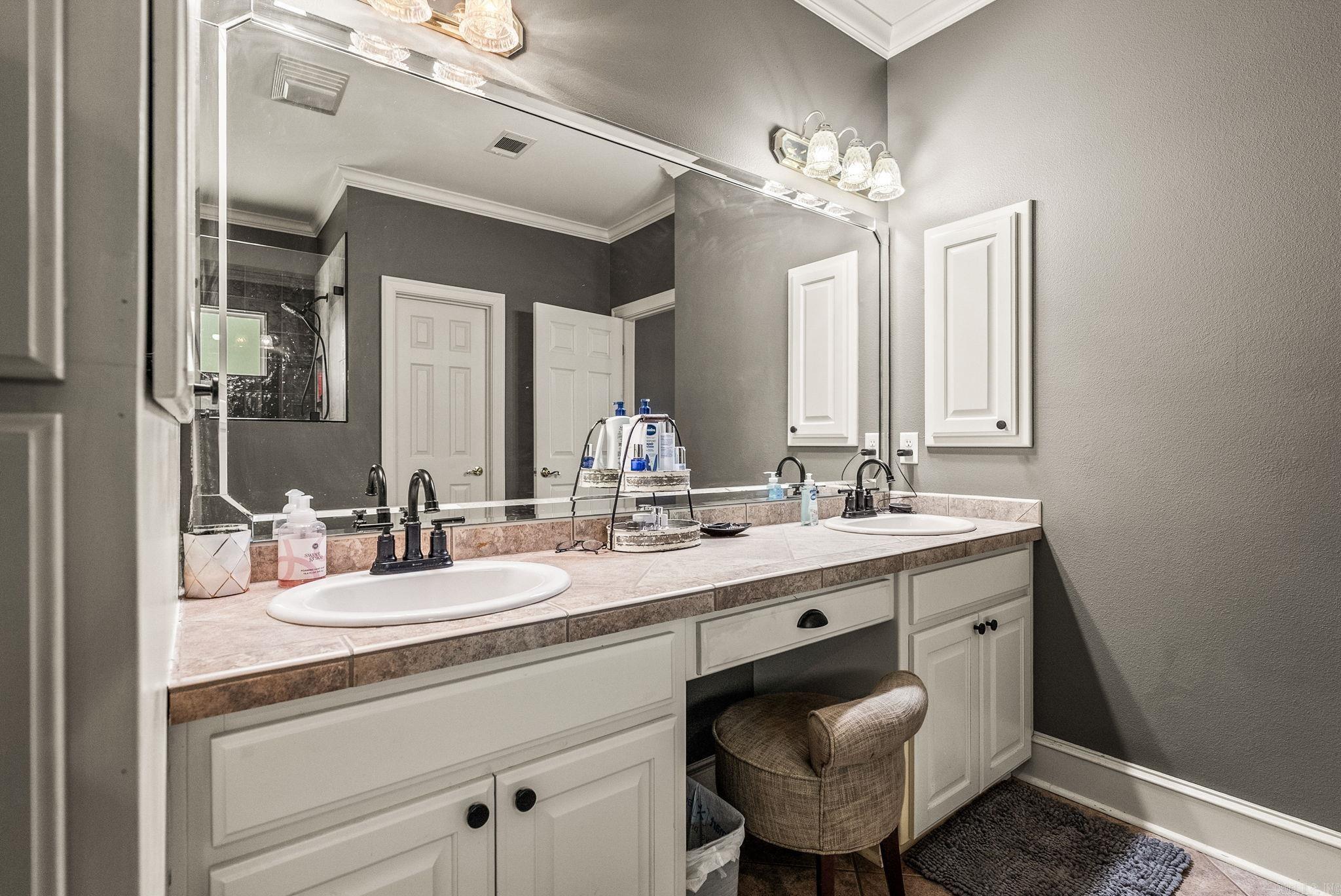 WOODLAND SPRINGS - Residential