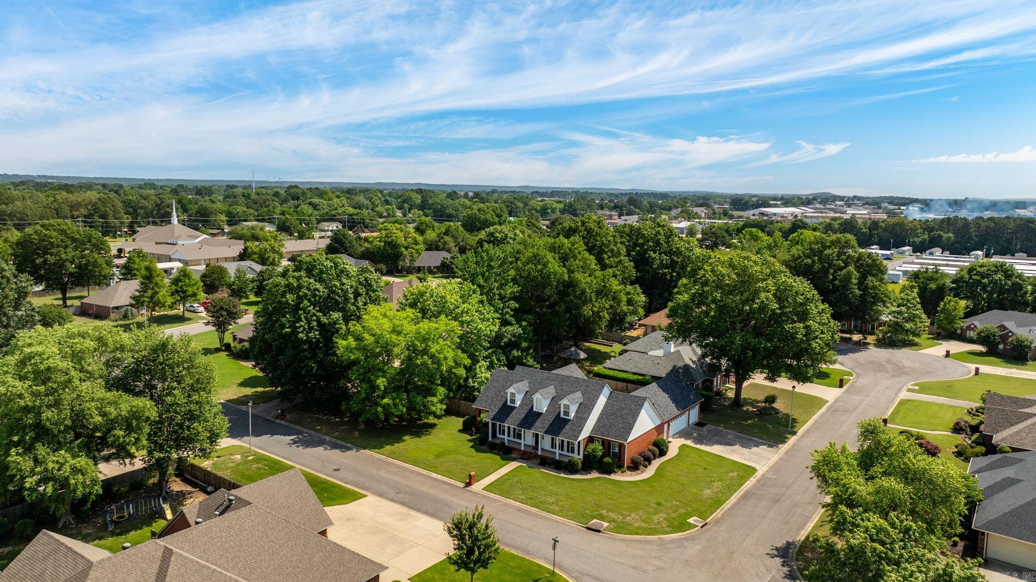 WOODLAND SPRINGS - Residential