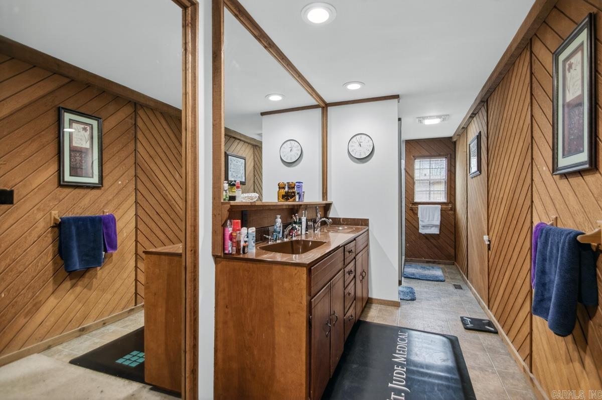 R DOBBS - Residential