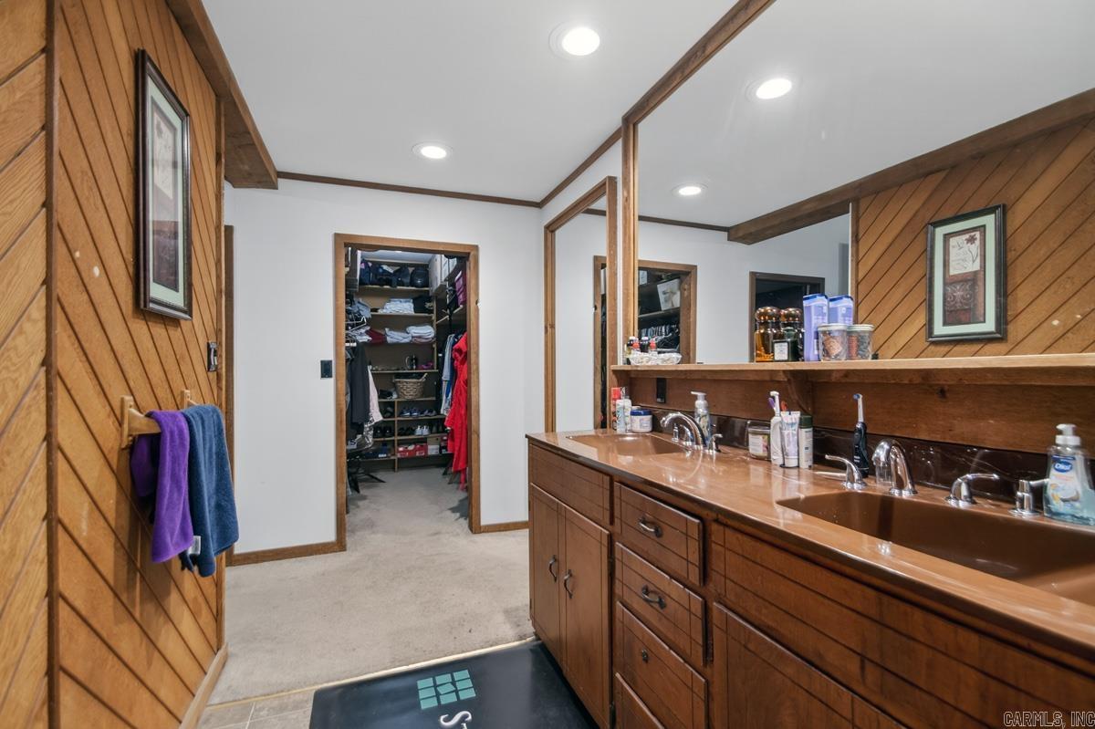 R DOBBS - Residential